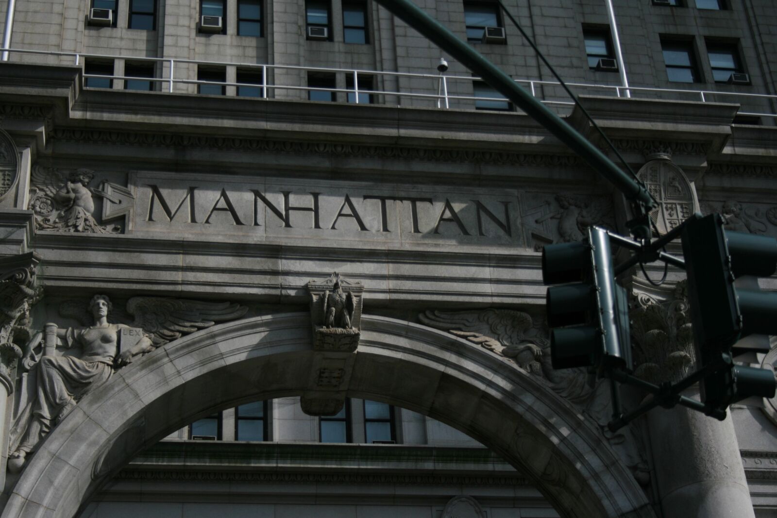 Canon EOS 400D (EOS Digital Rebel XTi / EOS Kiss Digital X) sample photo. Manhattan, city hall, downtown photography