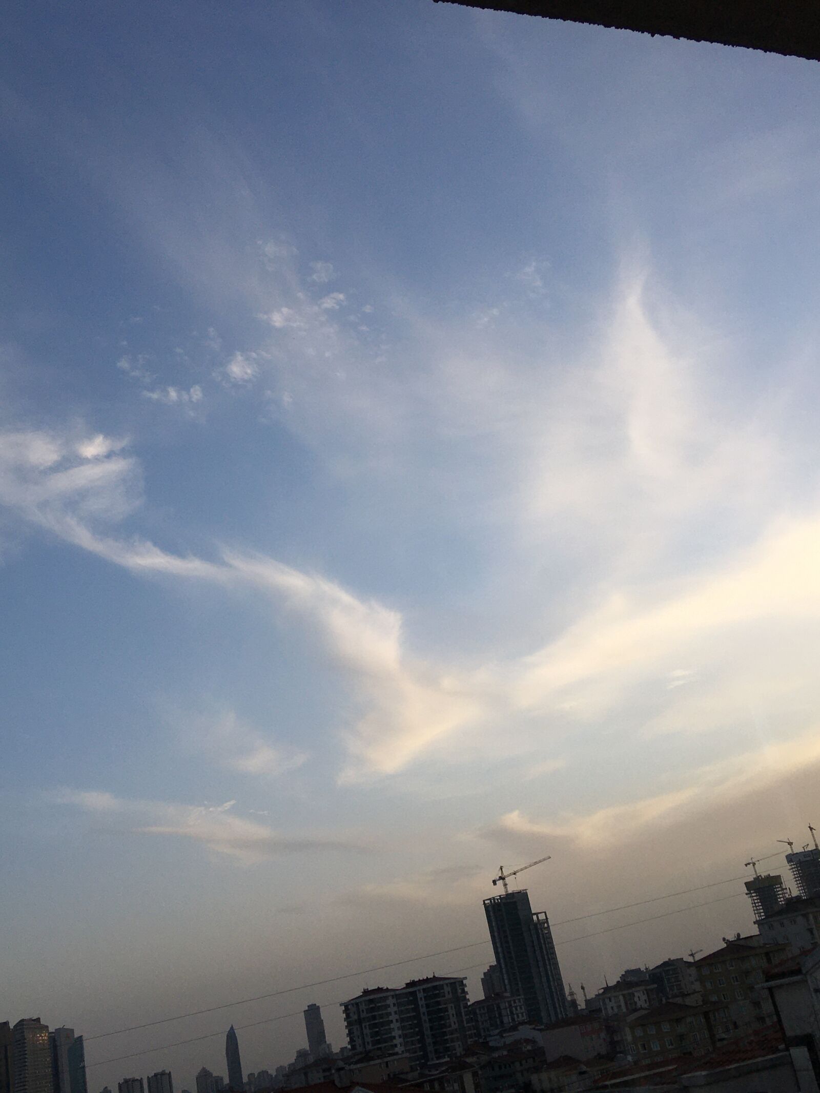 iPhone 6s Plus back camera 4.15mm f/2.2 sample photo. Cloud, bluesky, sky photography