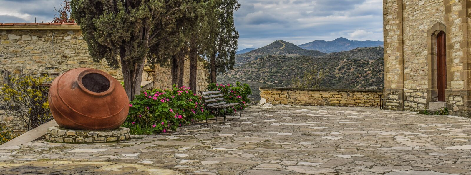 Nikon D3300 sample photo. Square, village, stone photography