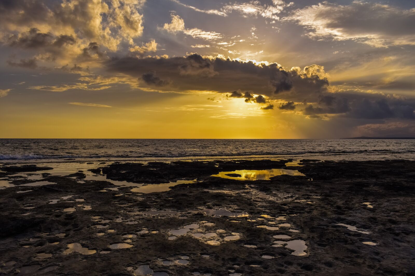 Nikon D3300 sample photo. Sunset, sea, dusk photography