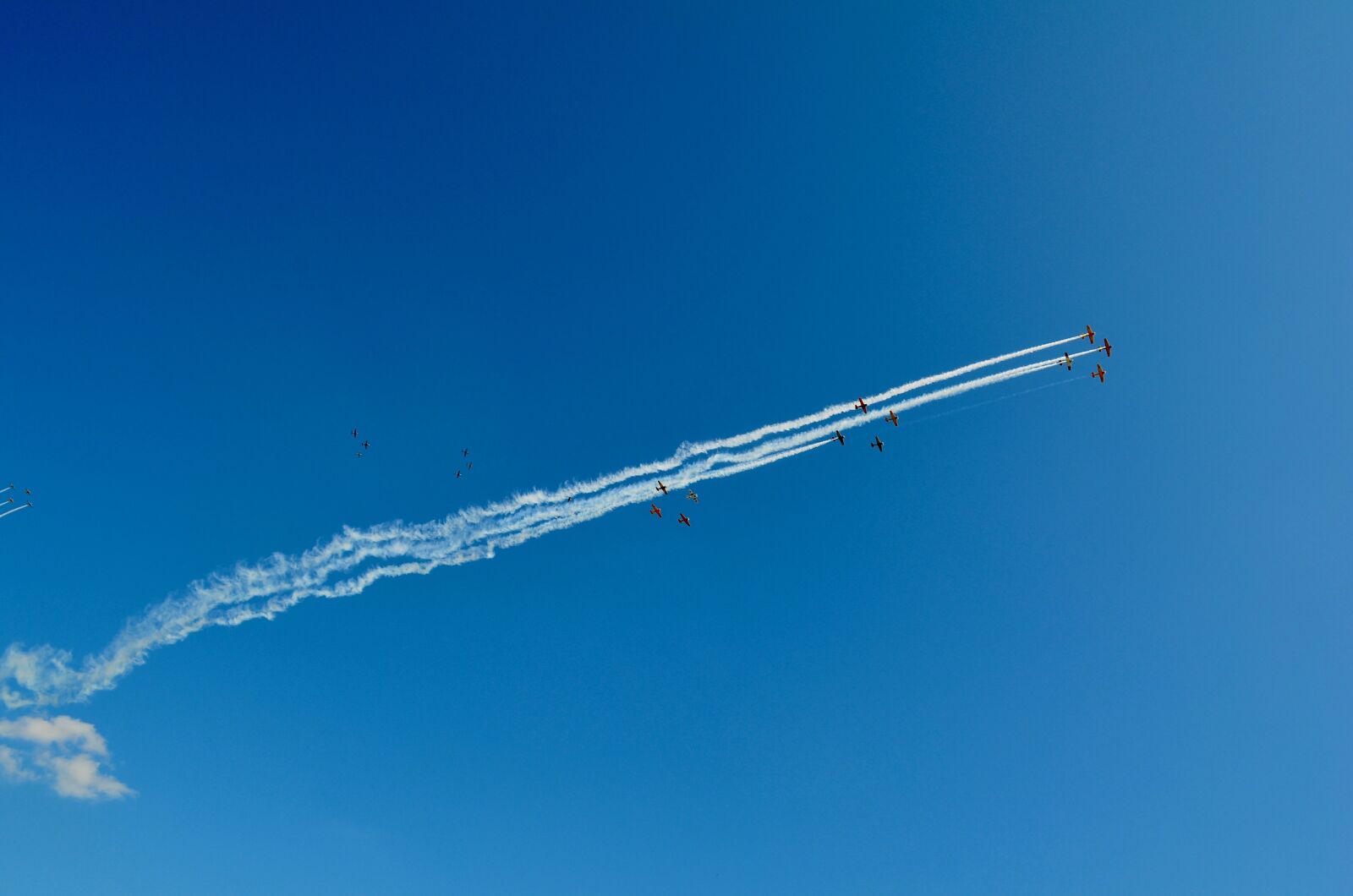 Nikon D5100 sample photo. Airshow, formation, smoke photography