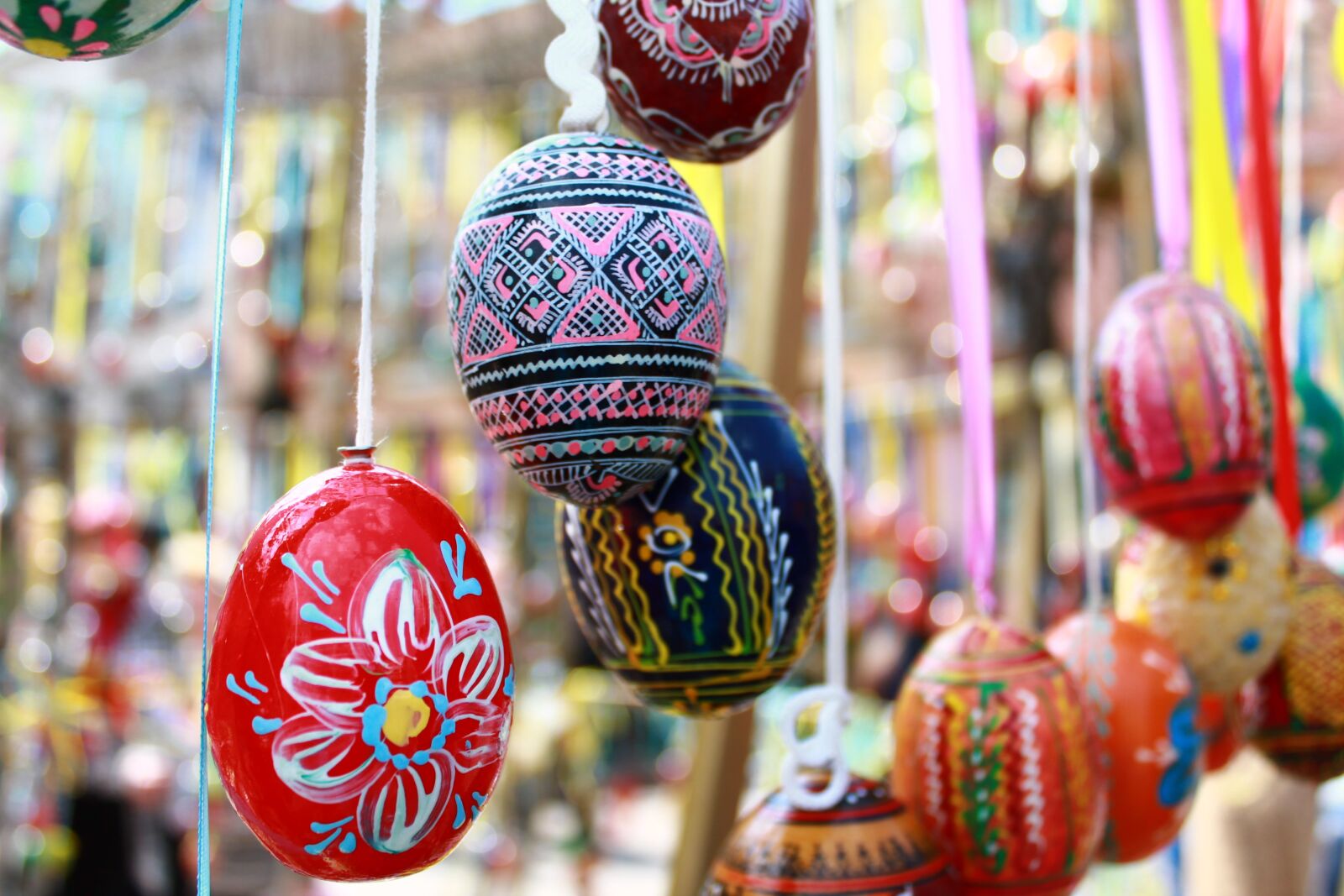 Canon EOS 1100D (EOS Rebel T3 / EOS Kiss X50) sample photo. Ornament, celebration, religion photography