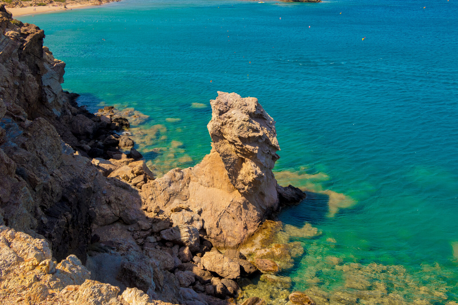 Canon EOS 80D sample photo. Amazing, beach, beautiful, cliff photography
