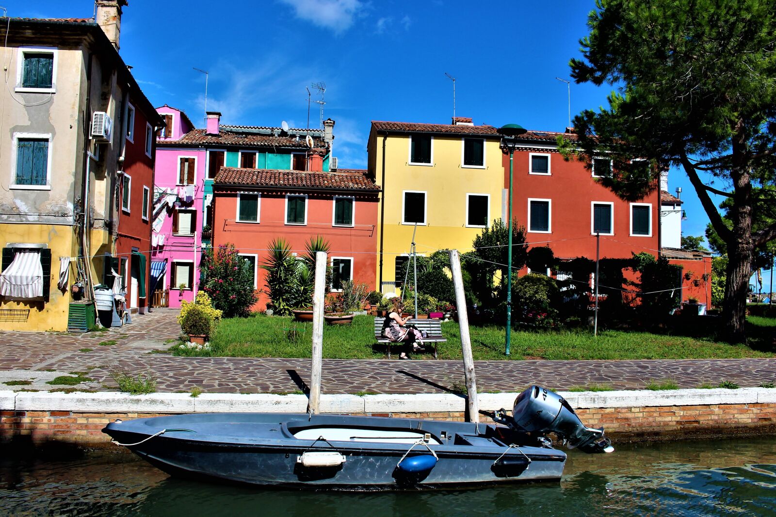 Canon EOS 700D (EOS Rebel T5i / EOS Kiss X7i) sample photo. Venice, burano, italy photography