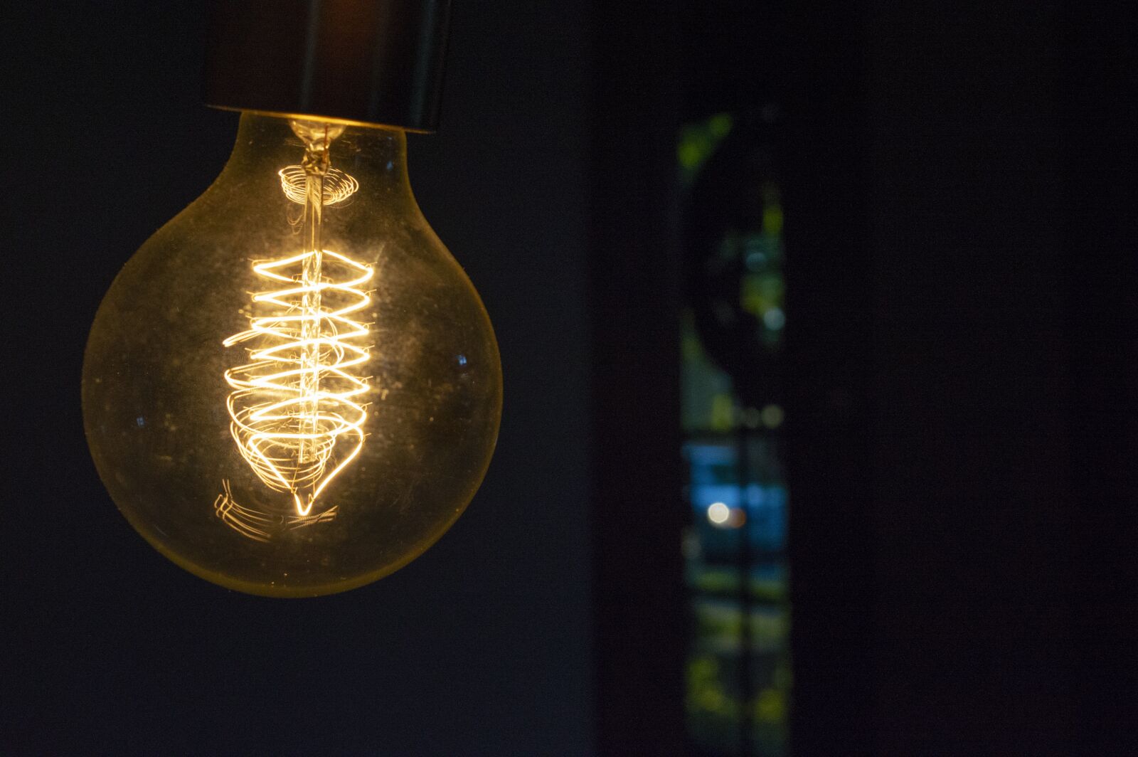 Nikon D3200 sample photo. Light, lightbulb, light bulb photography