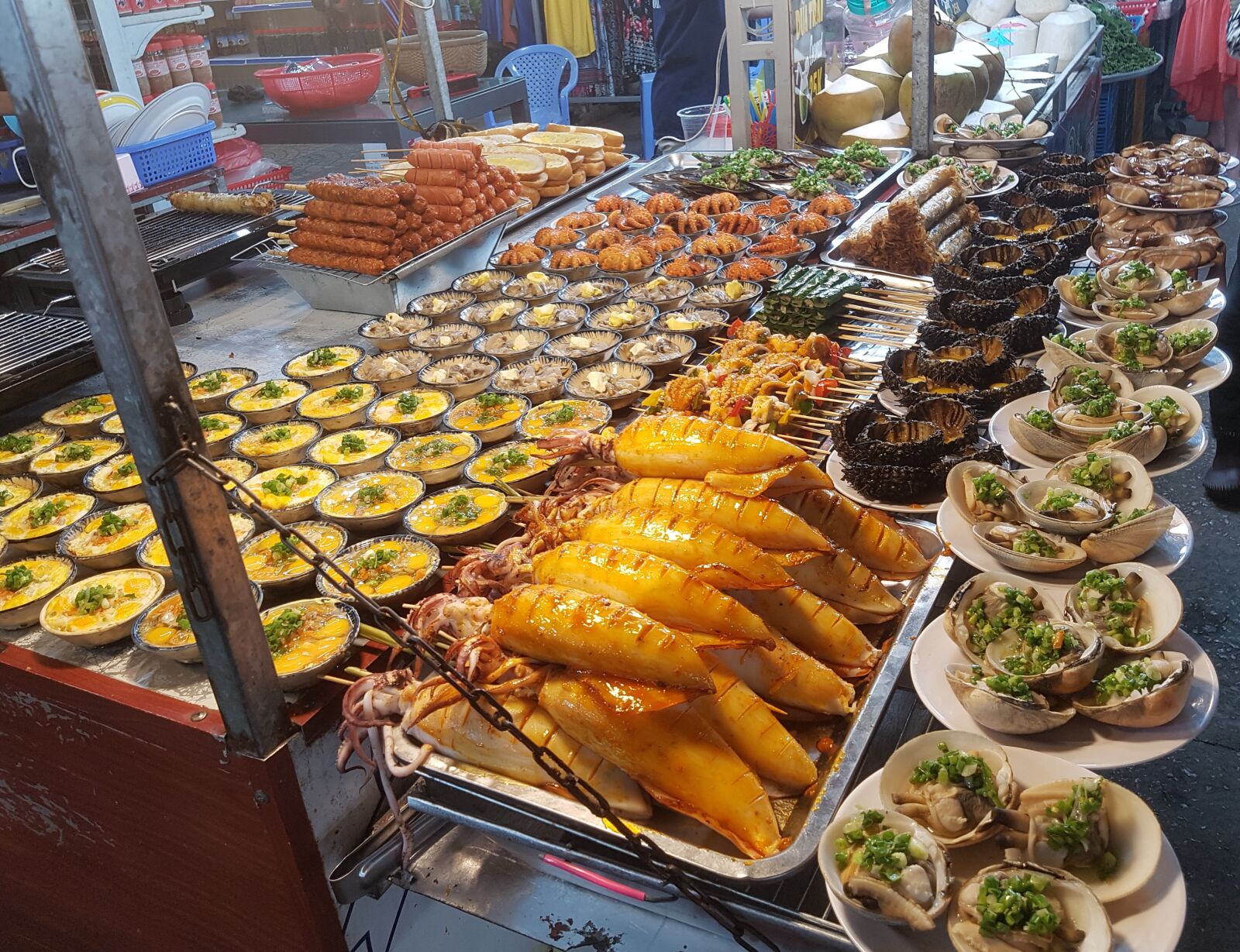 Samsung Galaxy S7 Edge sample photo. Night market, food, grilled photography