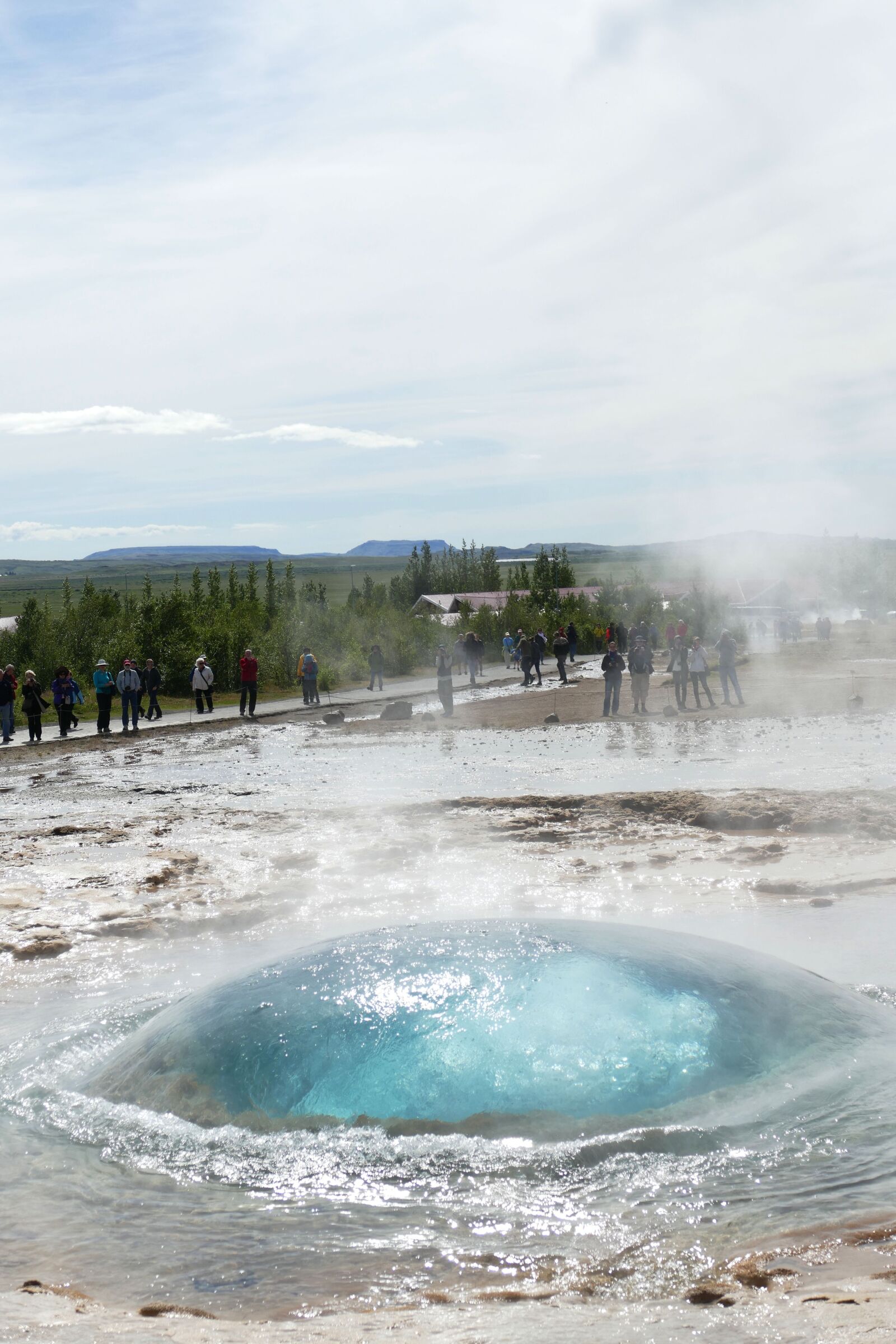 Panasonic Lumix DMC-FZ1000 sample photo. Geyser, iceland, fountain photography