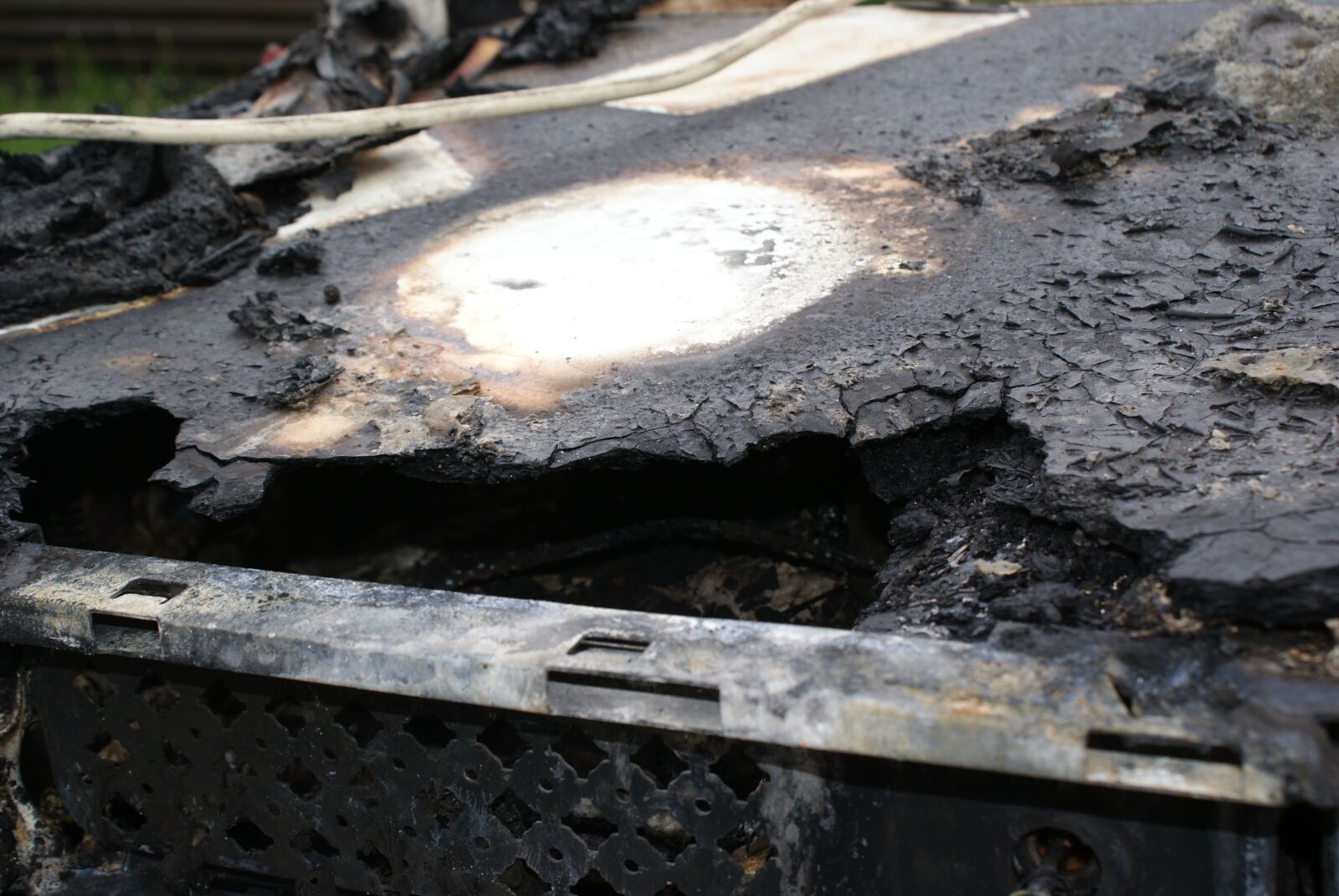 Sony Alpha DSLR-A200 sample photo. Fire, fire damage, house photography