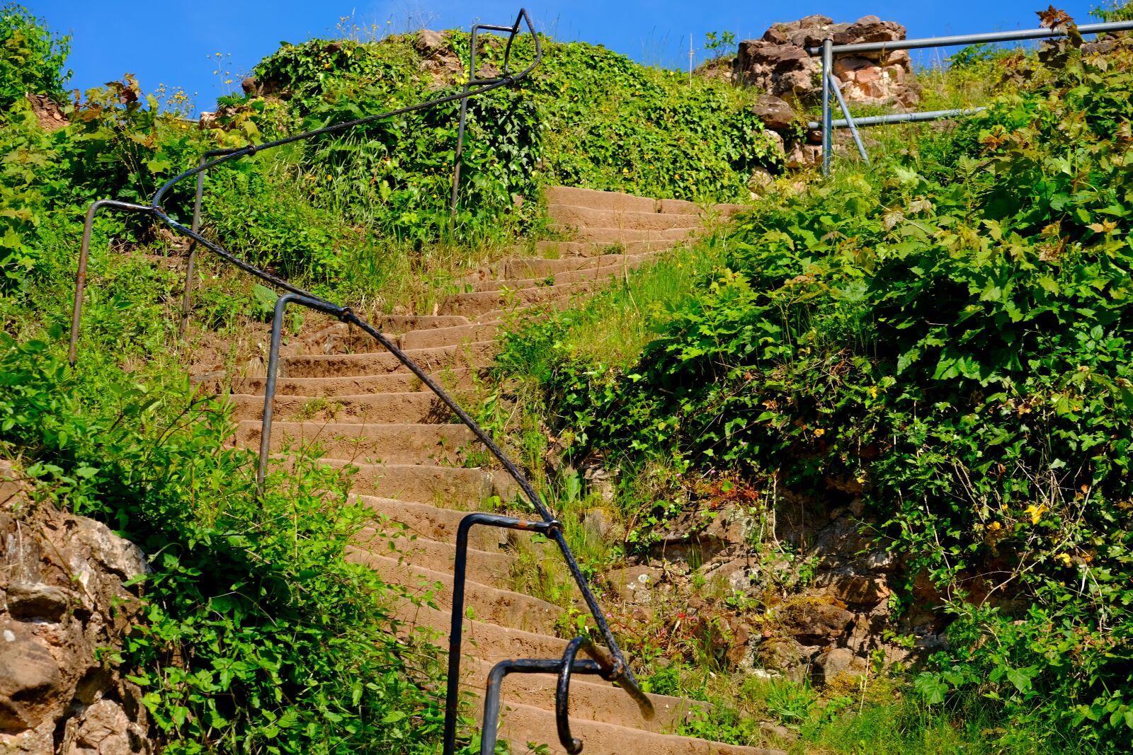 Fujifilm X-T20 sample photo. Stairs, emergence, gradually photography