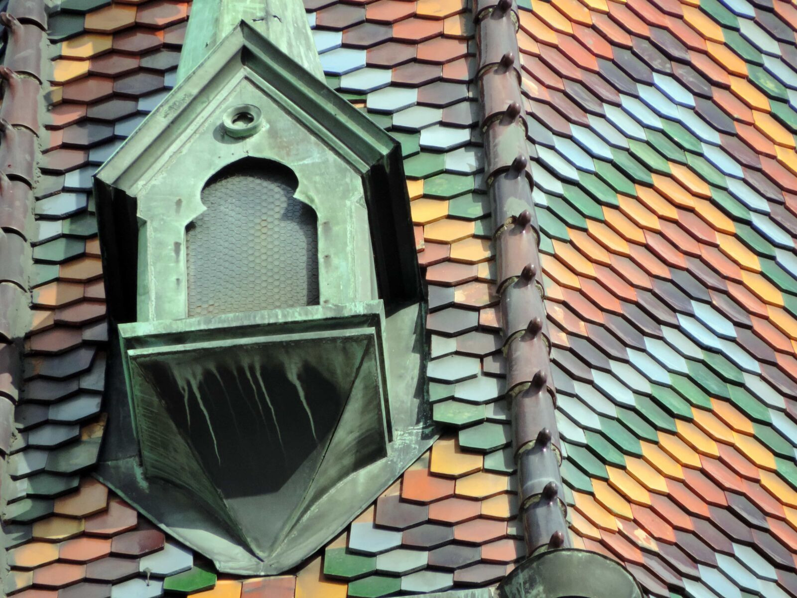 Nikon Coolpix P520 sample photo. Church tower, colorful, detail photography