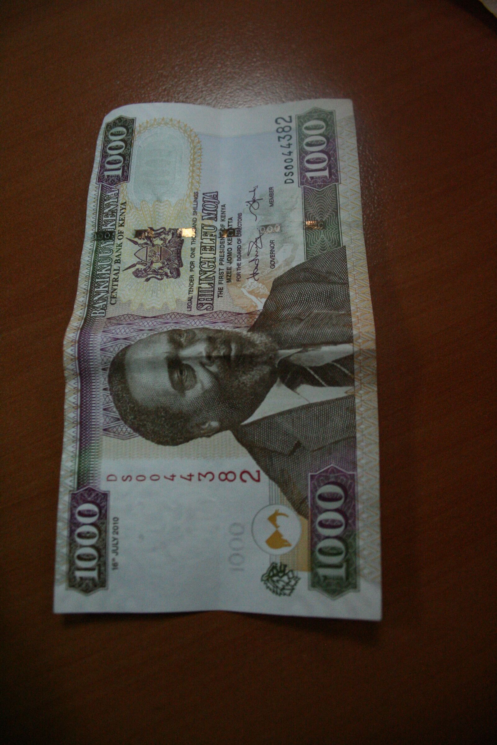 Canon EOS 350D (EOS Digital Rebel XT / EOS Kiss Digital N) sample photo. Kenya, kenyan currency, shilling photography