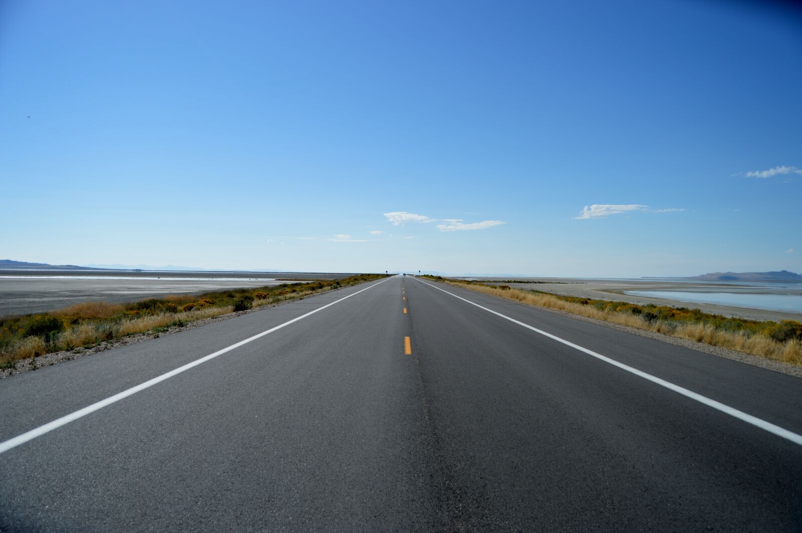 Nikon D3200 sample photo. Highway, horizon, sky photography