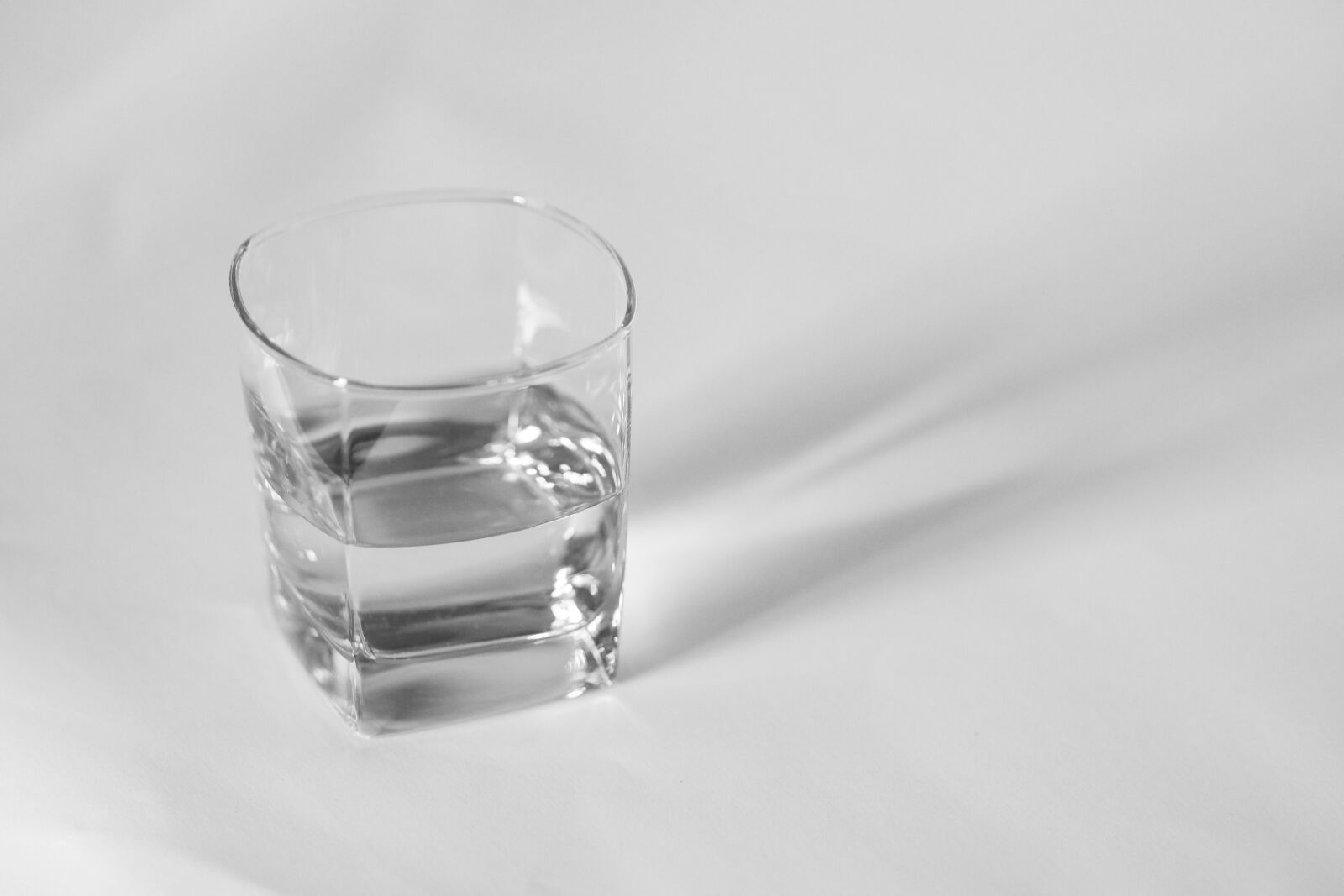Fujifilm XF 90mm F2 R LM WR sample photo. Cup, water, beverage photography