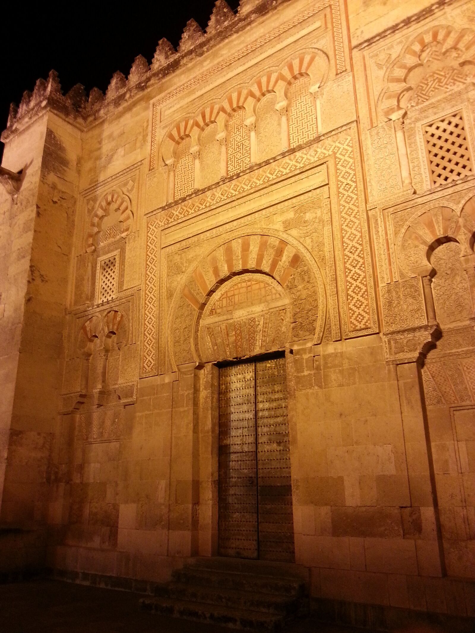 Samsung Galaxy S3 sample photo. Cordoba, mosque, door photography