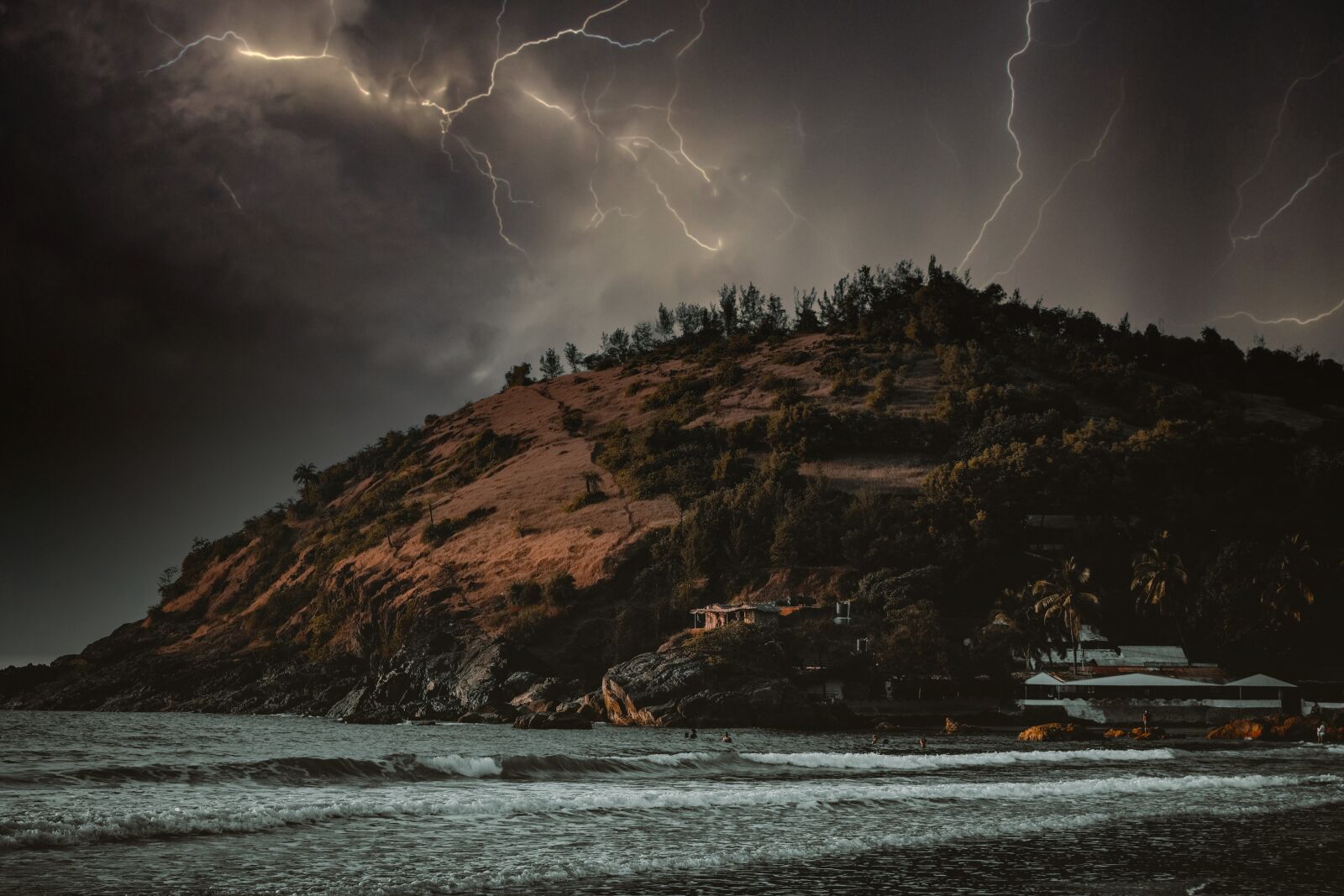 Nikon D5200 sample photo. Thunder, storm, island photography
