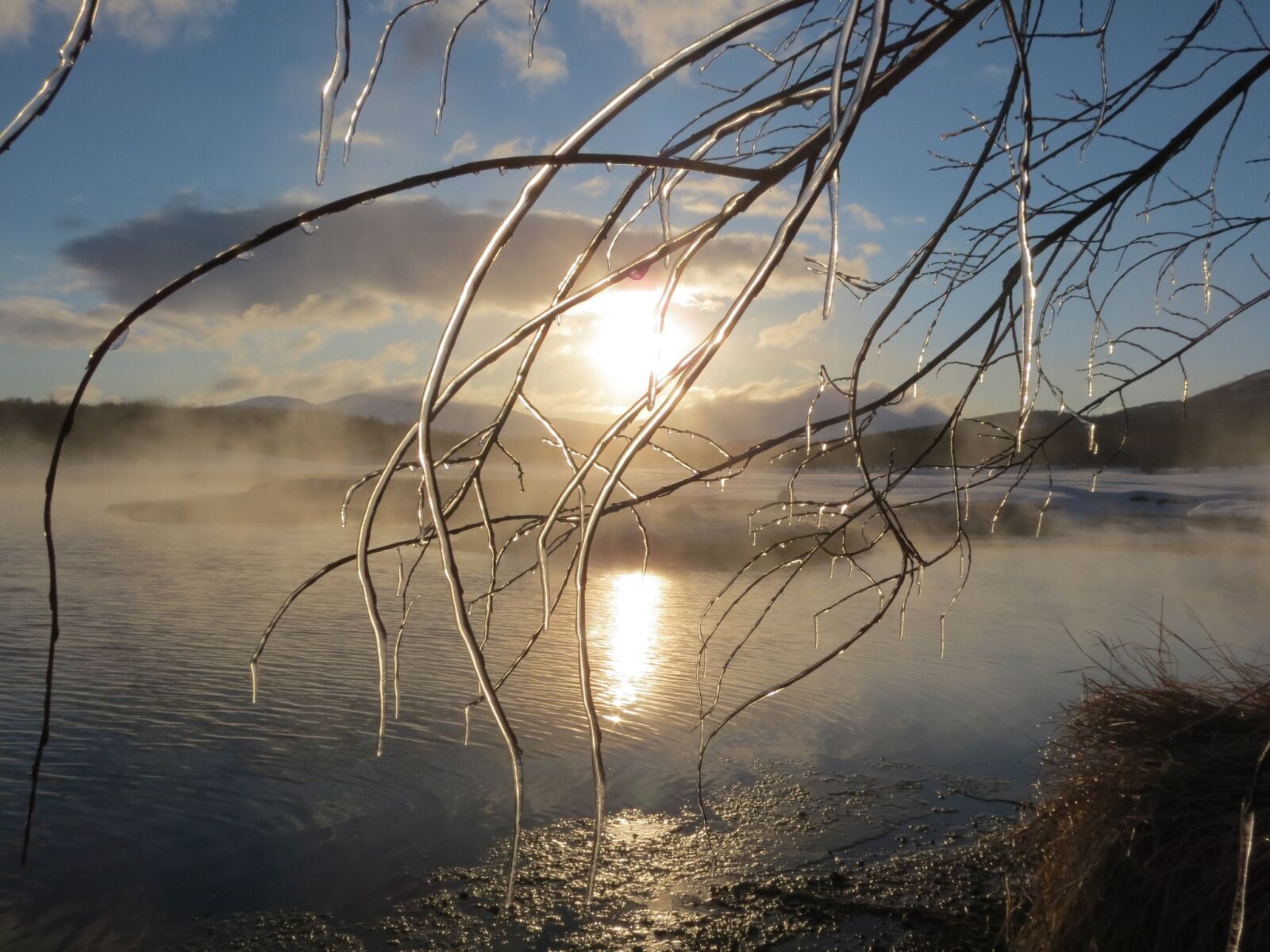 Canon PowerShot SX40 HS sample photo. Winter, lake, ice photography
