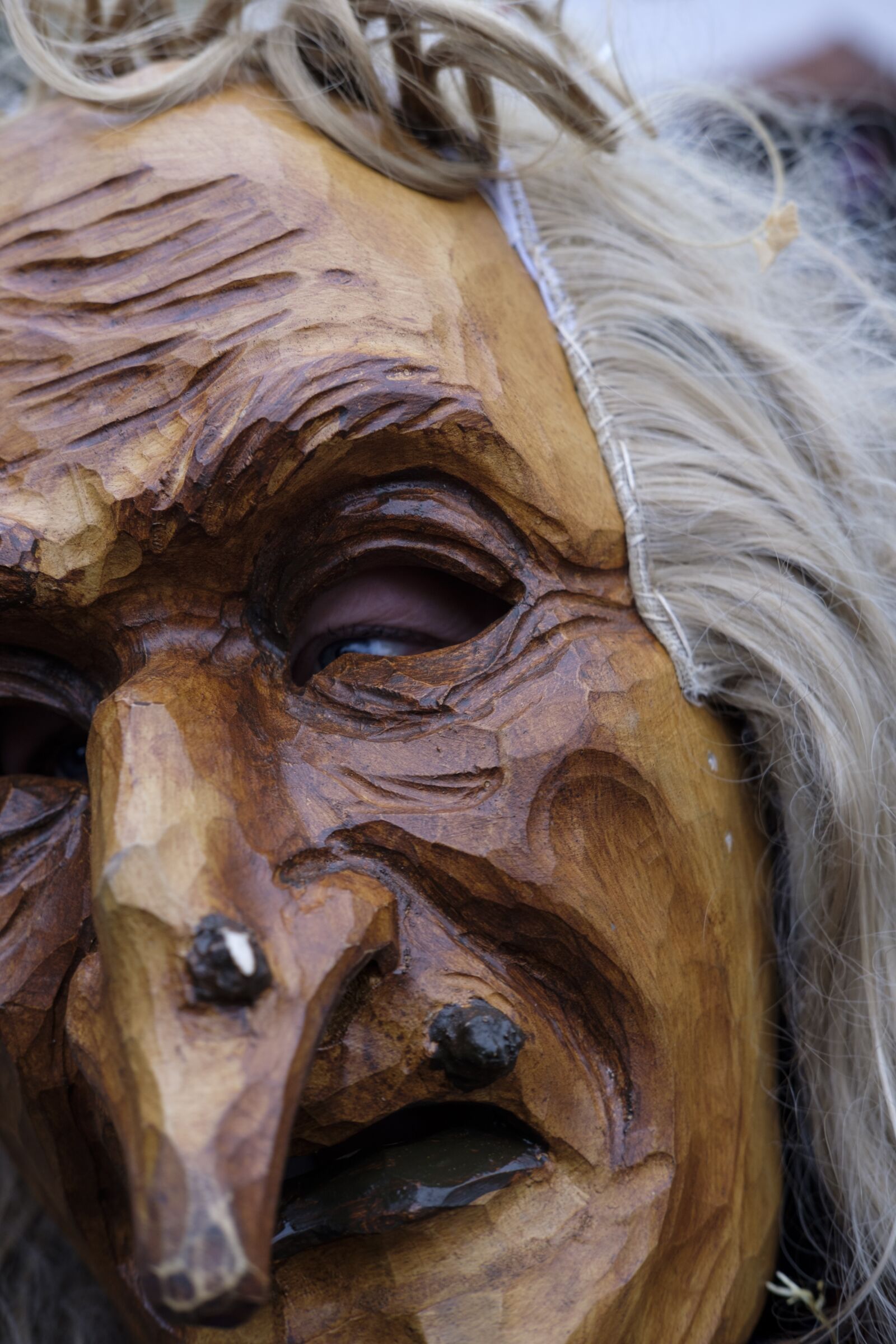 Fujifilm X-T2 + Fujifilm XF 35mm F2 R WR sample photo. Mask, wooden mask, the photography