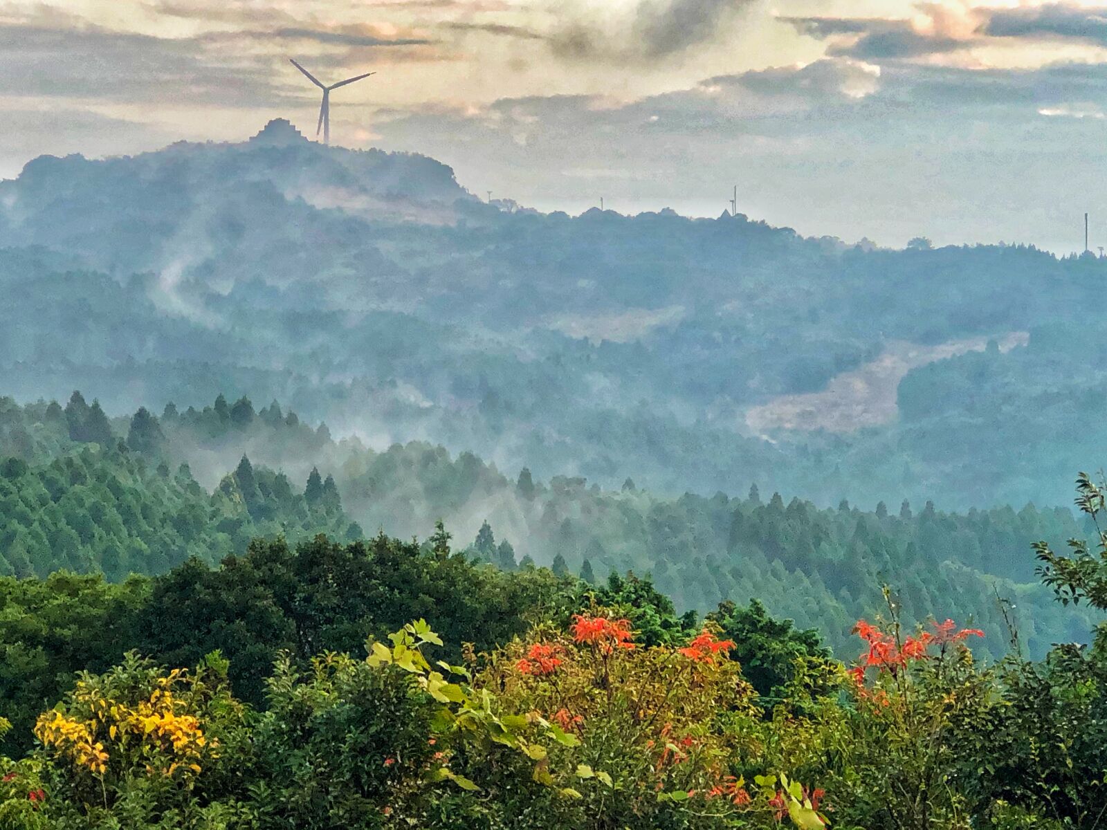 iPhone 8 Plus back dual camera 6.6mm f/2.8 sample photo. Landscape, japan, wind turbine photography