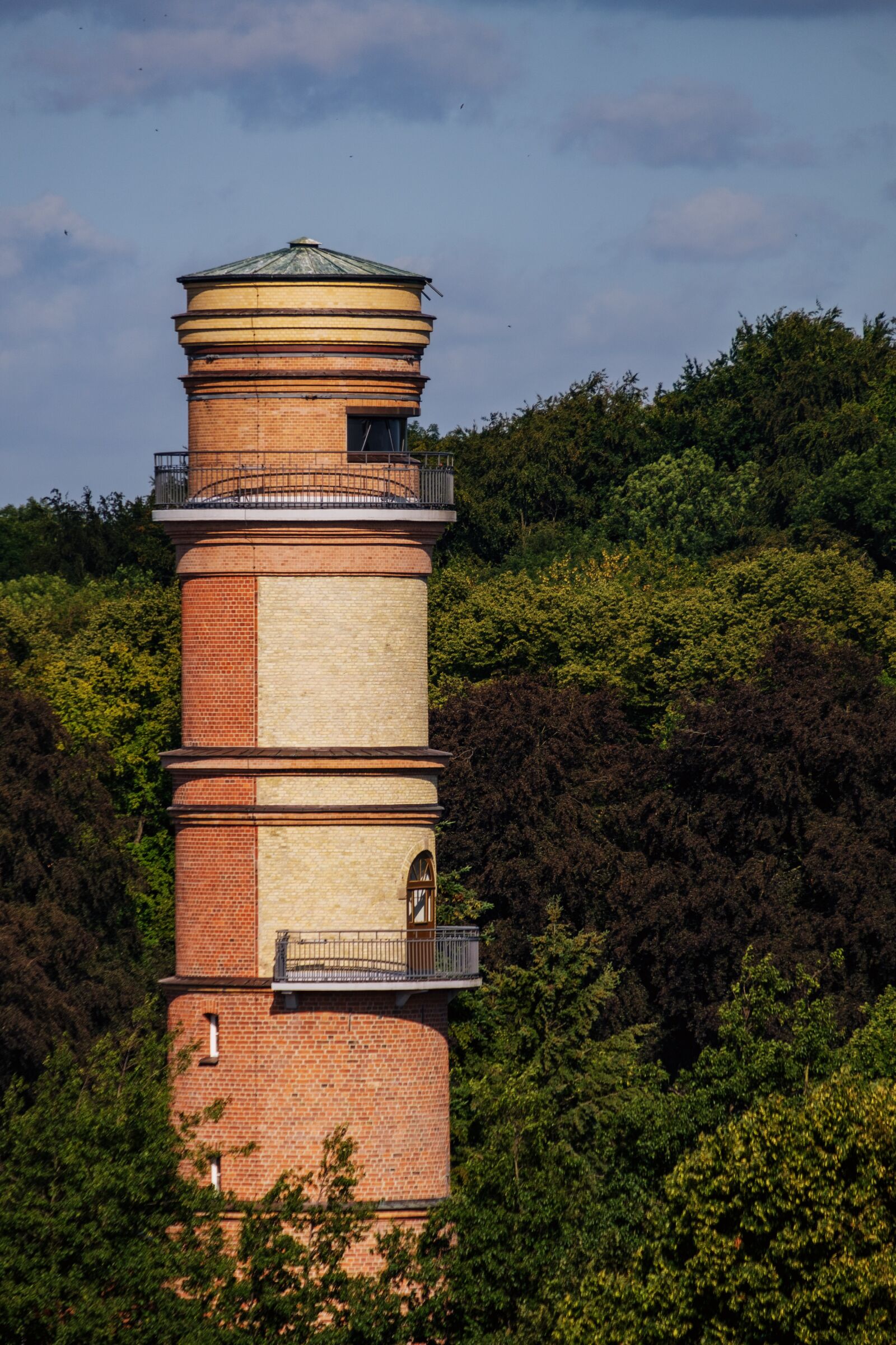 Fujifilm X-T2 + Fujifilm XF 55-200mm F3.5-4.8 R LM OIS sample photo. Lighthouse, tower, building photography