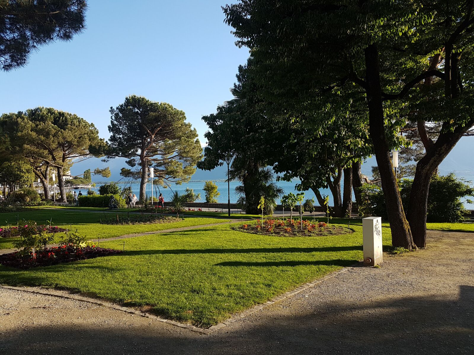 Samsung Galaxy S7 Edge sample photo. Montreux, switzerland, leman photography