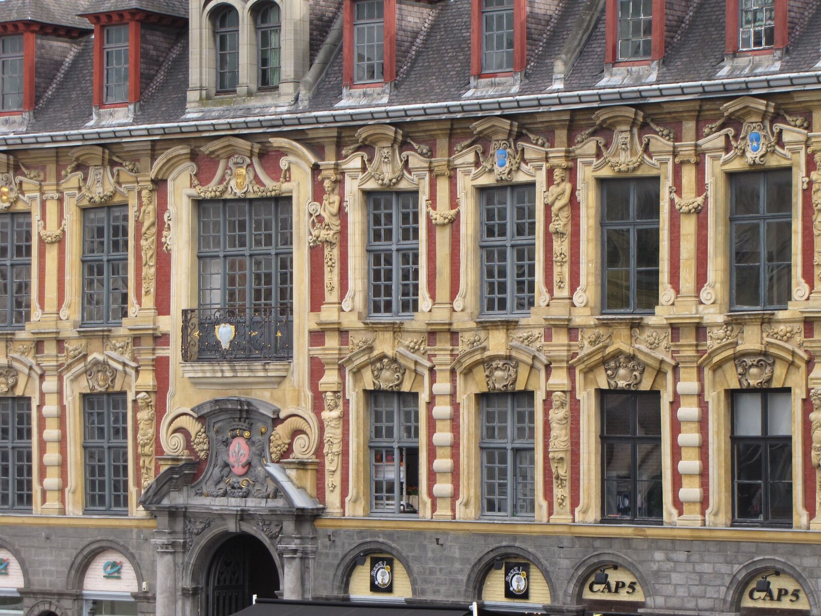 Canon PowerShot SX10 IS sample photo. Lille, france, north photography