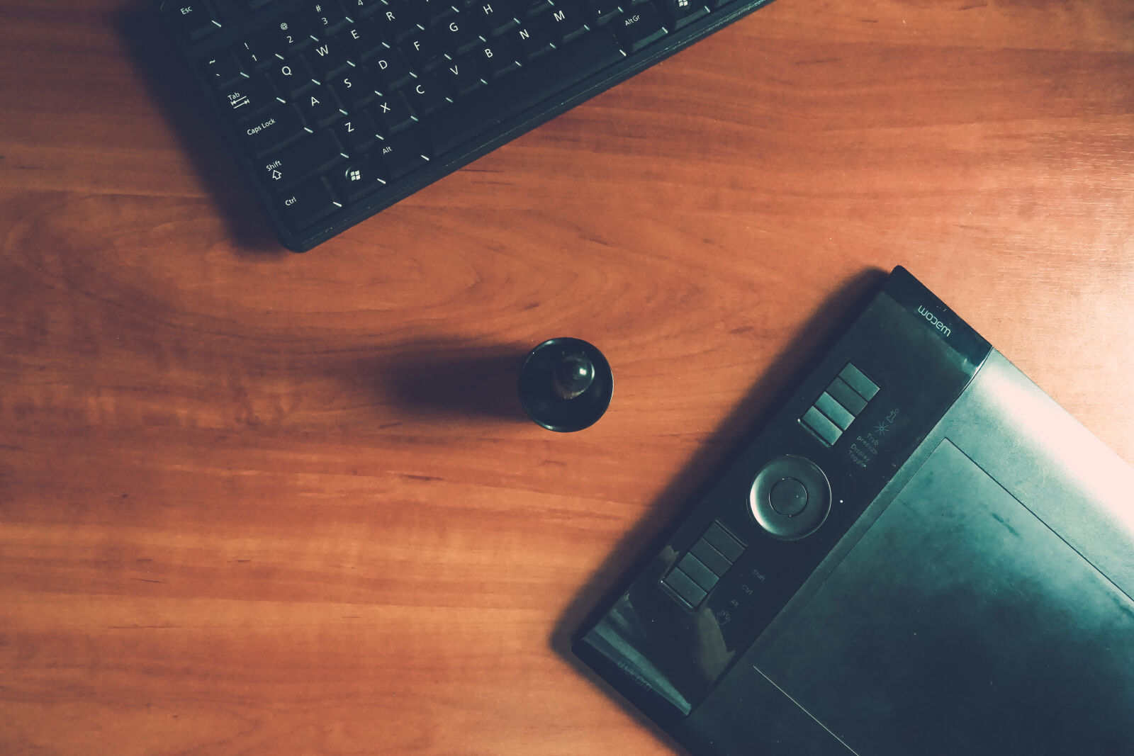 Sony a6000 sample photo. Design, desk, graphic, keyboard photography
