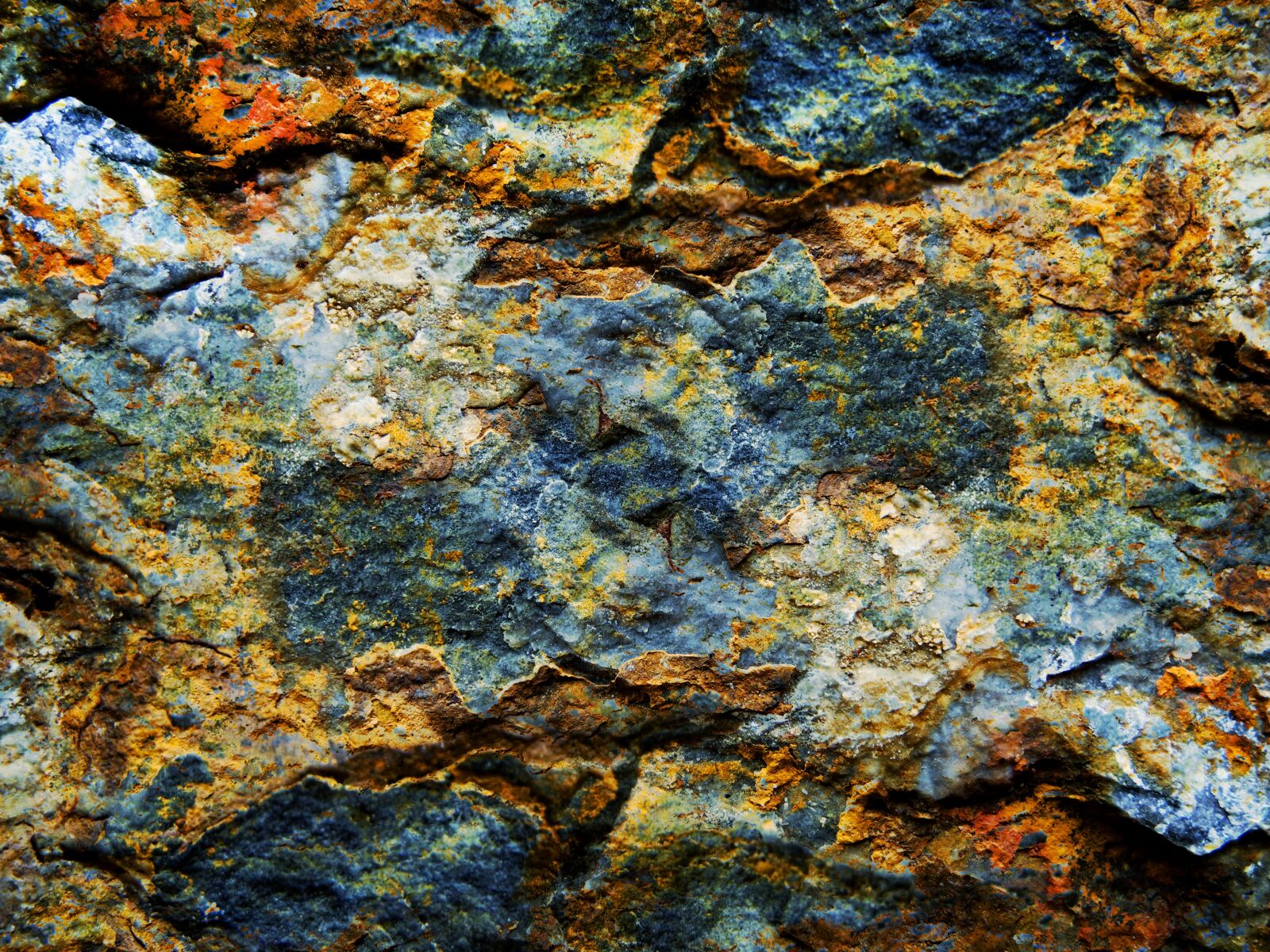 Nikon Coolpix P7000 sample photo. Stone, texture, structure photography