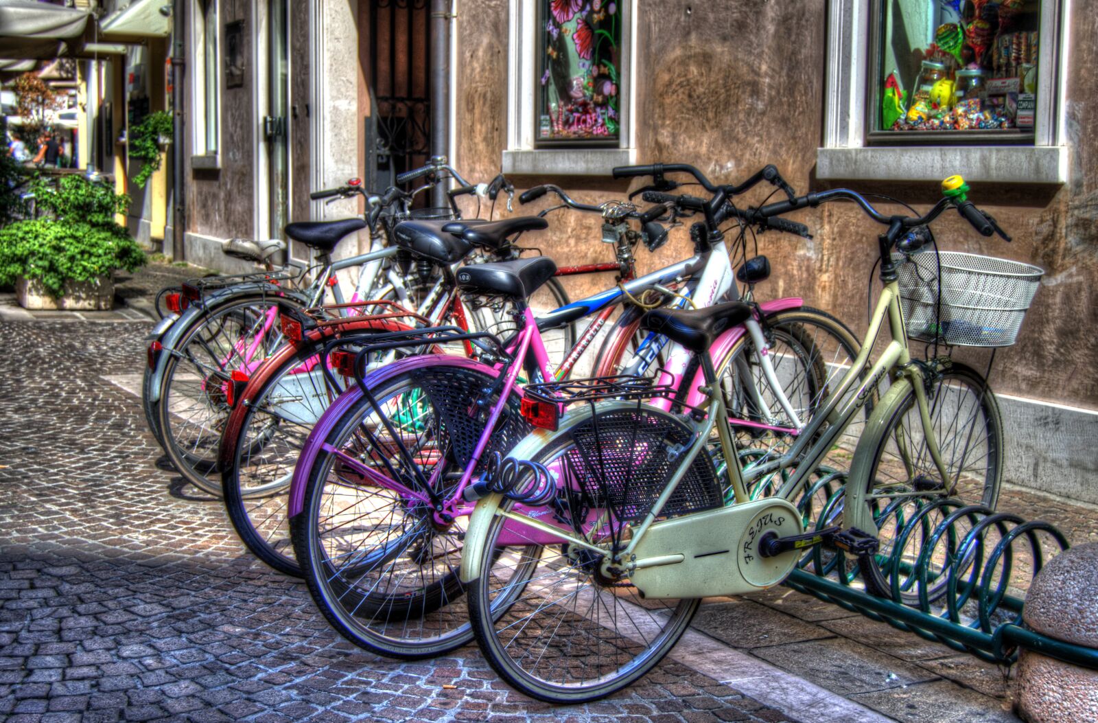 Nikon D5100 sample photo. Treviso, bicycles, city photography