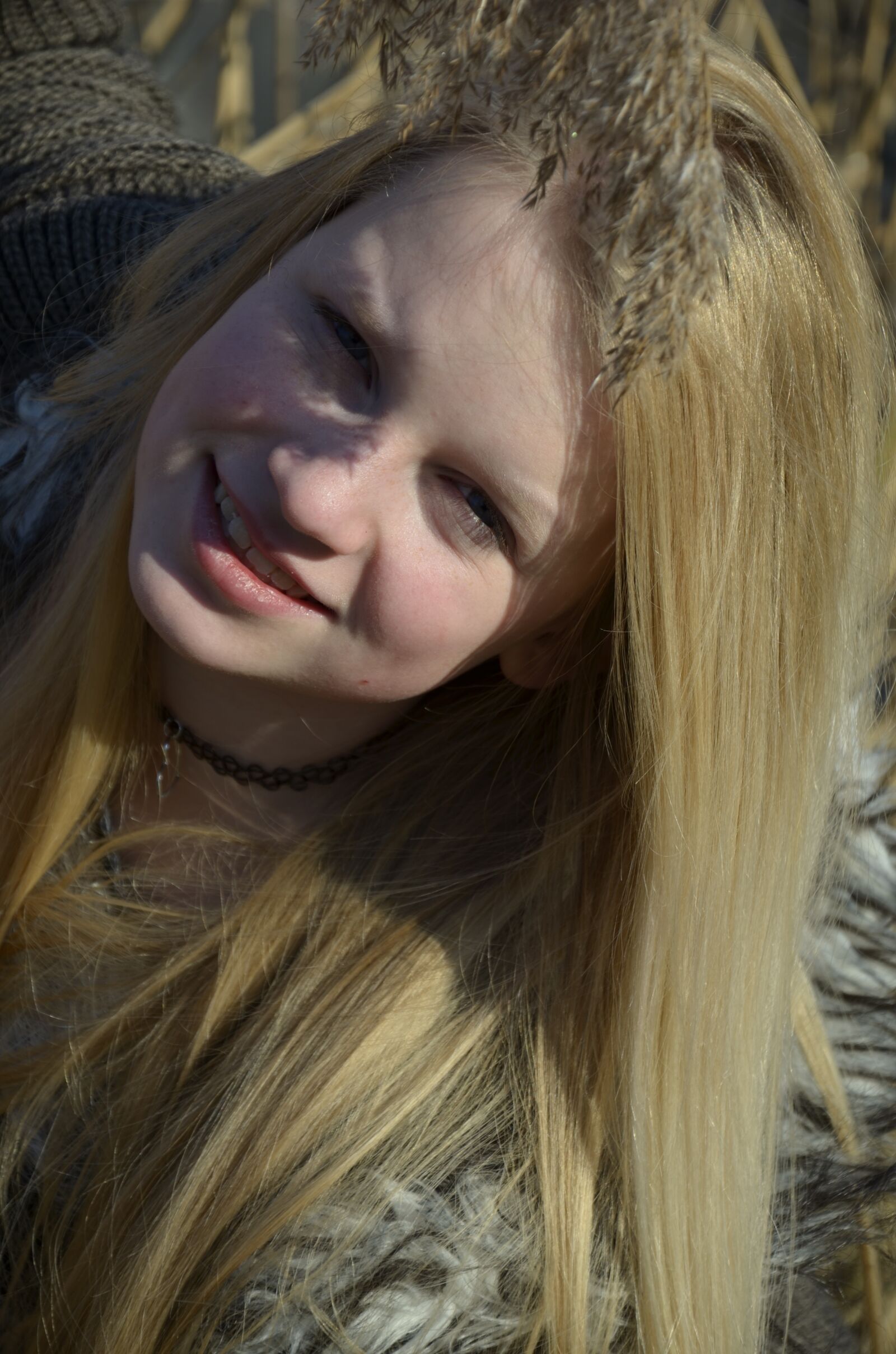 Nikon D5100 sample photo. Girl, blond, winter photography