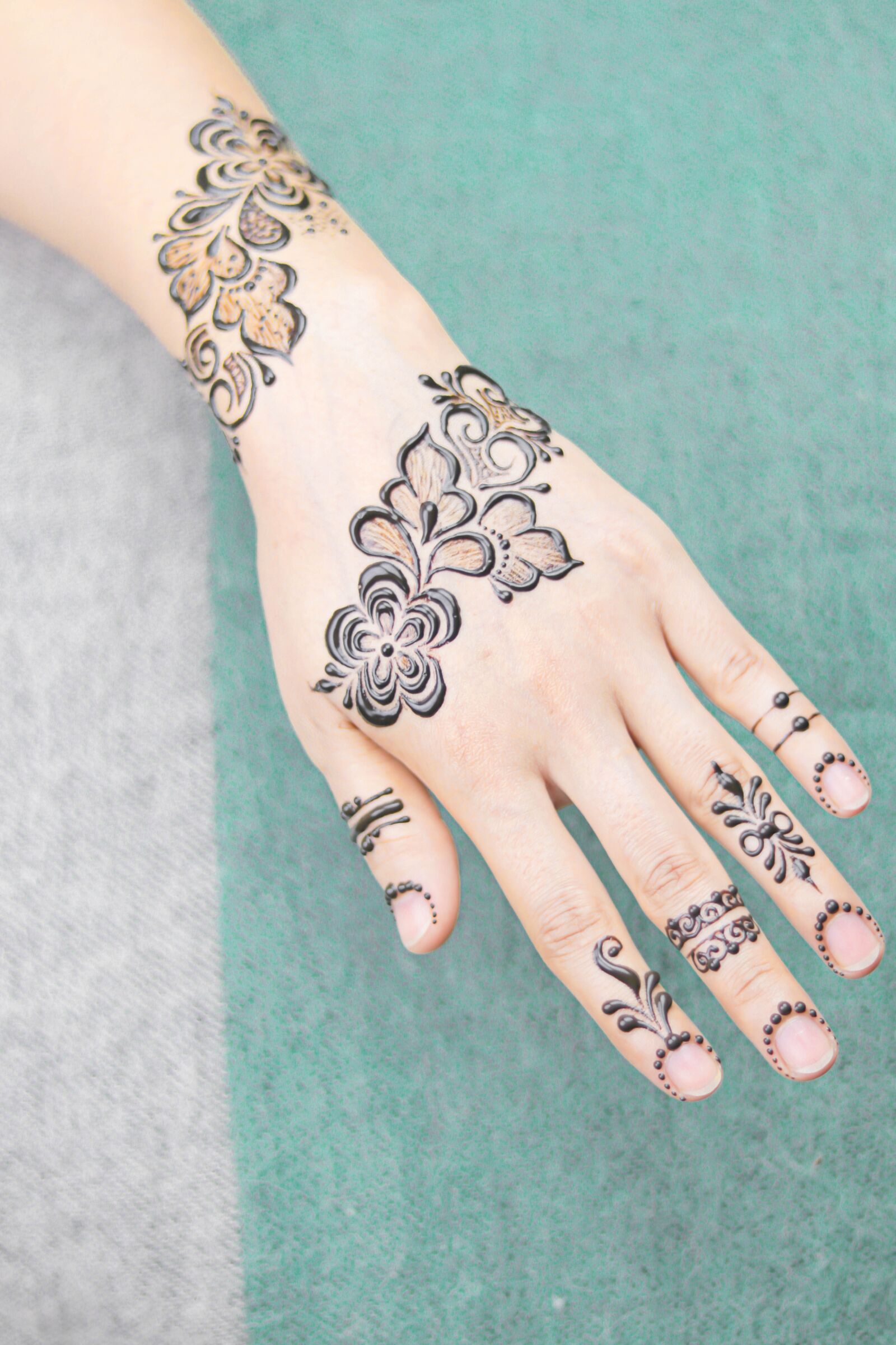 Canon EOS 80D sample photo. Mehendi, drawing, wedding photography