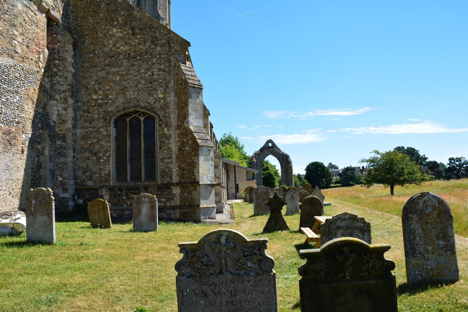 Nikon D5200 sample photo. England, church, wymondham photography