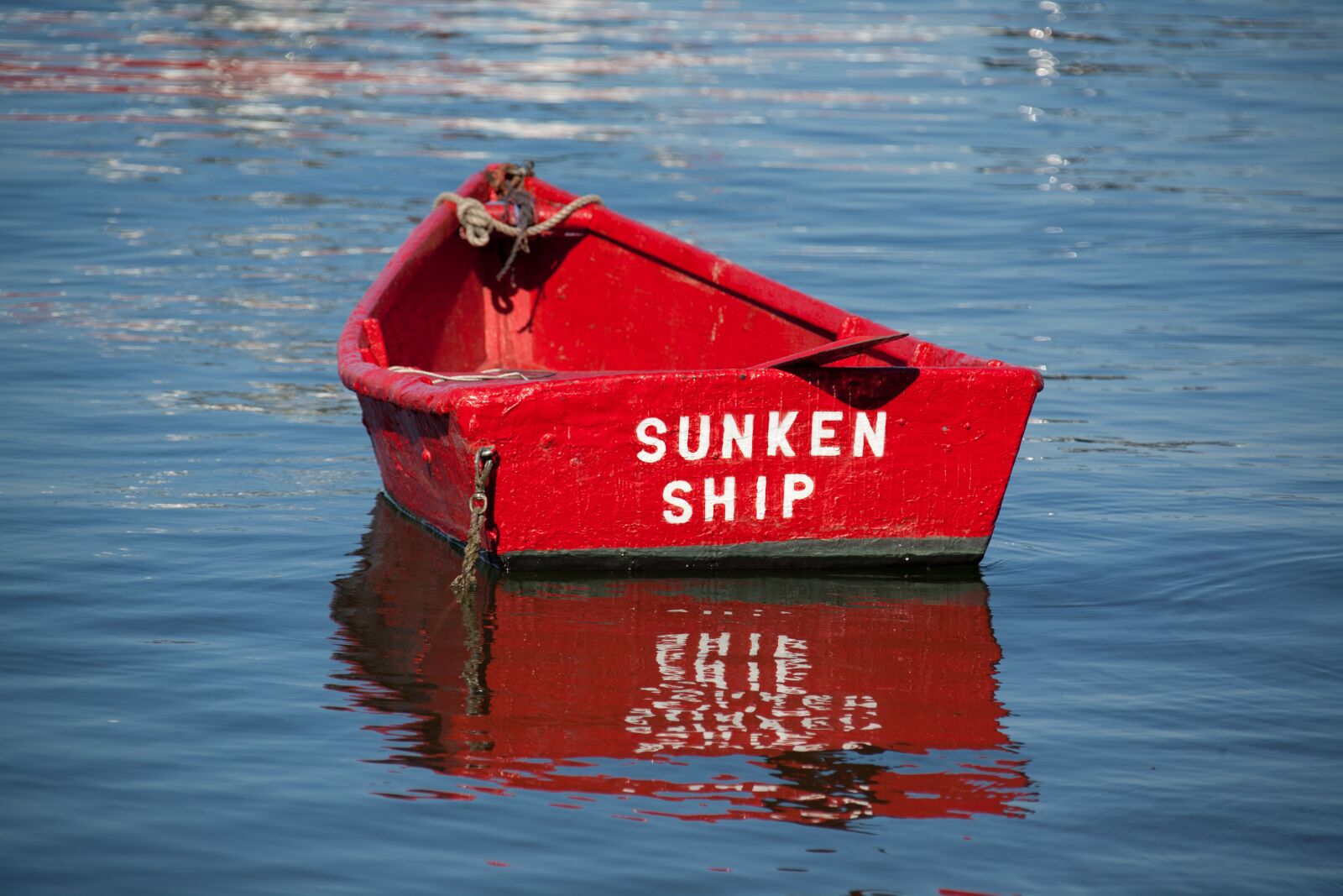 Canon EOS 5D Mark II + Canon EF 28-300mm F3.5-5.6L IS USM sample photo. Boat, water, red photography