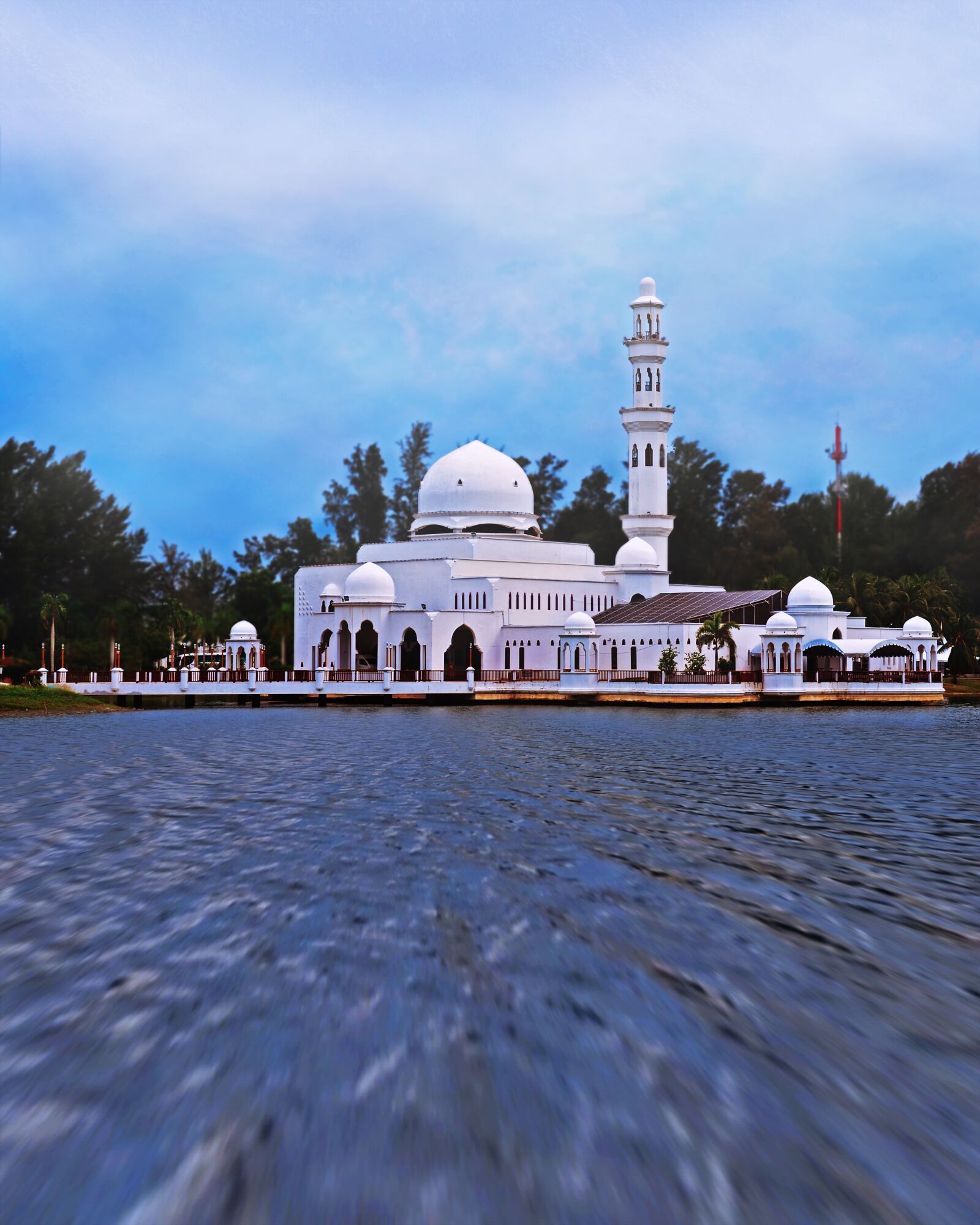 Nikon D7000 sample photo. Mosque, float, building photography