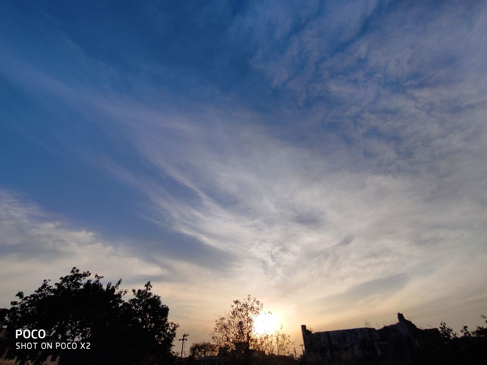 Xiaomi POCO X2 sample photo. Sunset, dark, cloudy photography