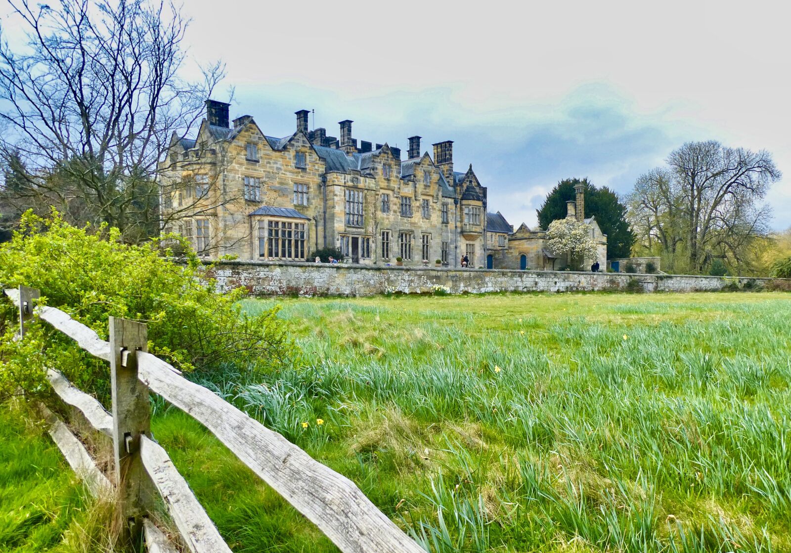 Panasonic Lumix DC-ZS70 (Lumix DC-TZ90) sample photo. Estate, residence, historic photography