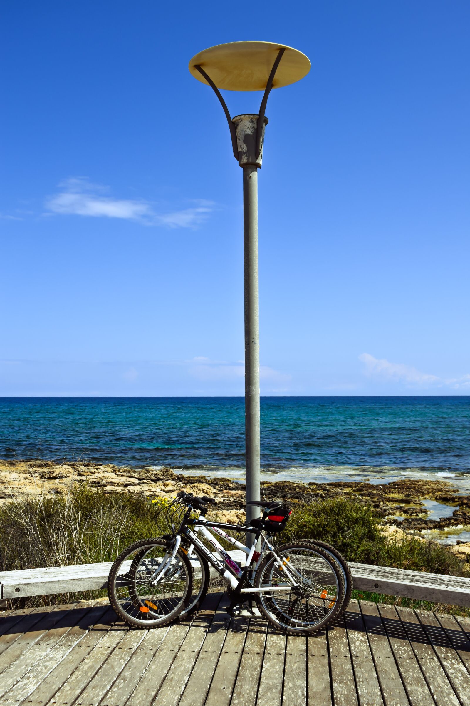 Nikon D3300 sample photo. Bicycle, sea, beach photography