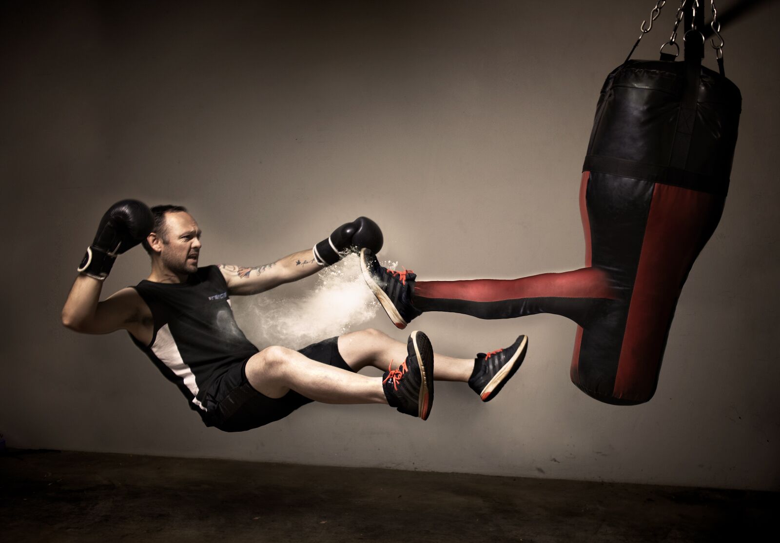 Canon EOS M50 (EOS Kiss M) sample photo. Kickboxing, boxing, boxing bag photography