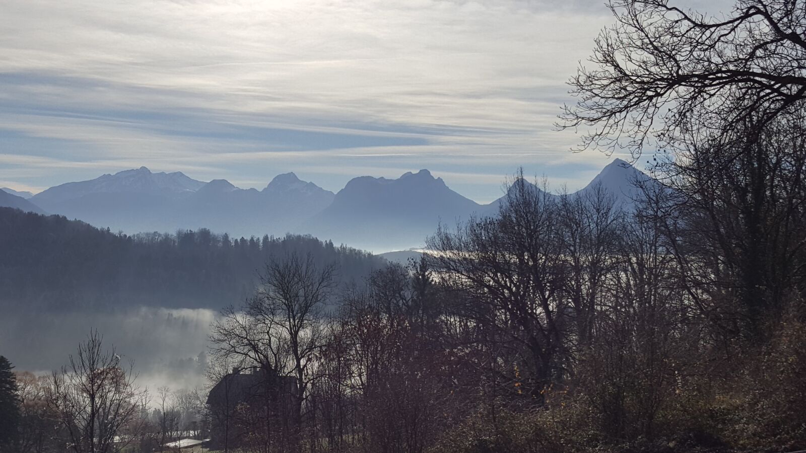 Samsung GALAXY S6 edge sample photo. Annecy, brume, menthon, saint photography