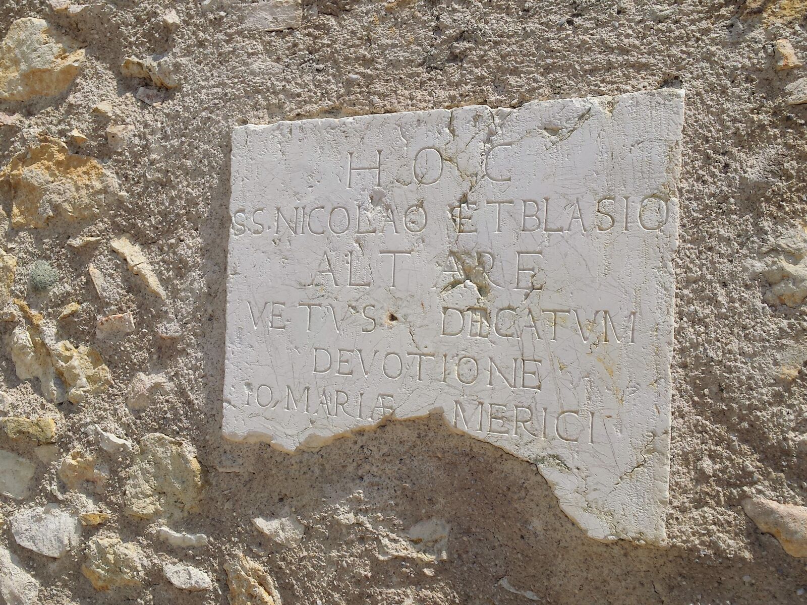 Samsung Galaxy S4 sample photo. Wall, plaque, stone photography