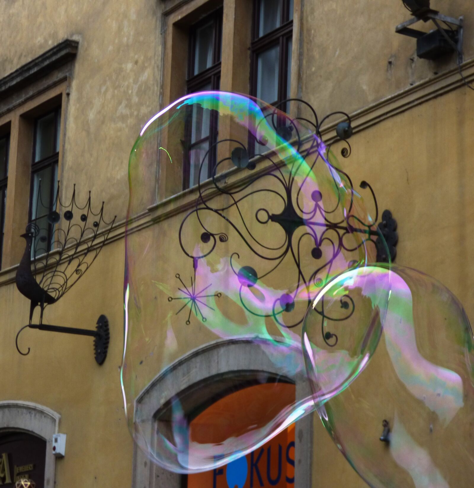 Panasonic DMC-FZ72 sample photo. Bubble, bubbles, soap bubbles photography