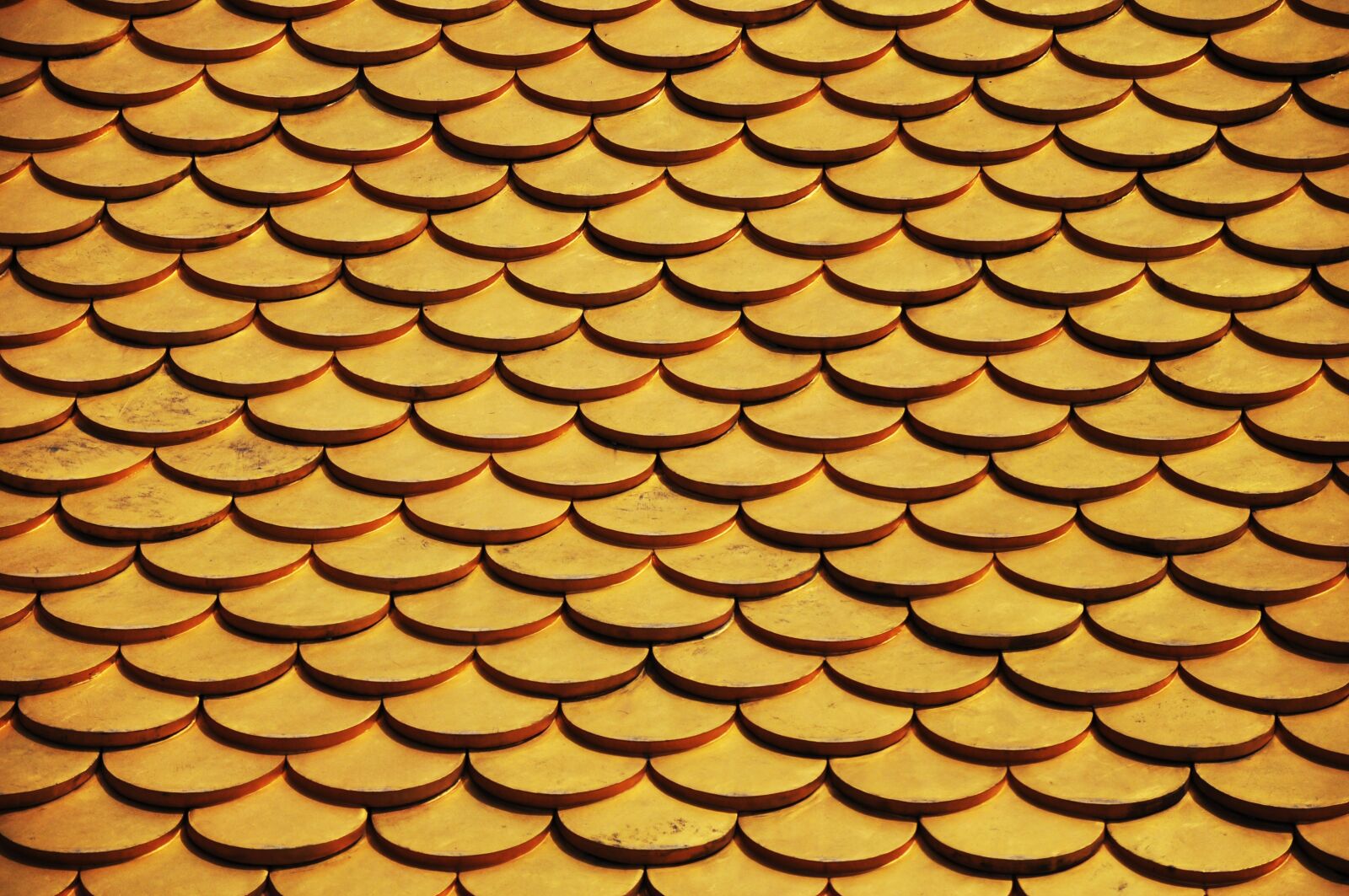Nikon D90 sample photo. Scales, gold, temple photography