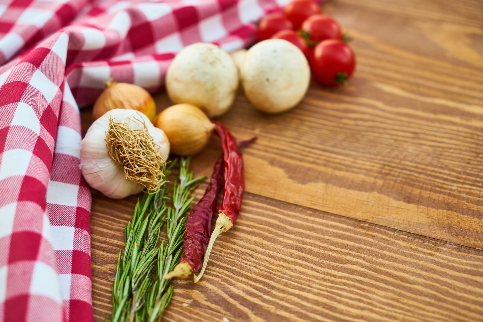 Sony a7R II sample photo. Vegetables, pepper, mushroom photography