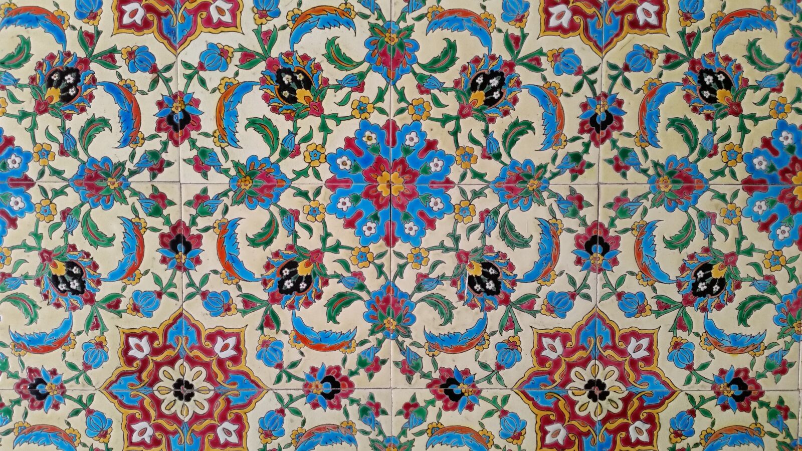 Samsung Galaxy S5 sample photo. Spain, andalusia, tile photography