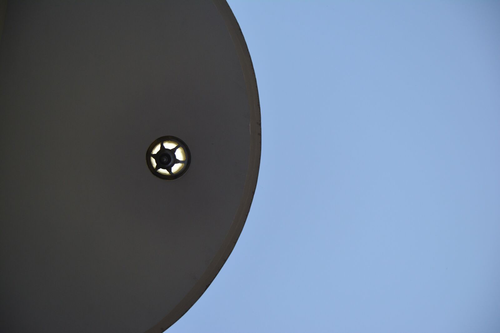 Nikon D5200 sample photo. Hanging light, shade, sky photography