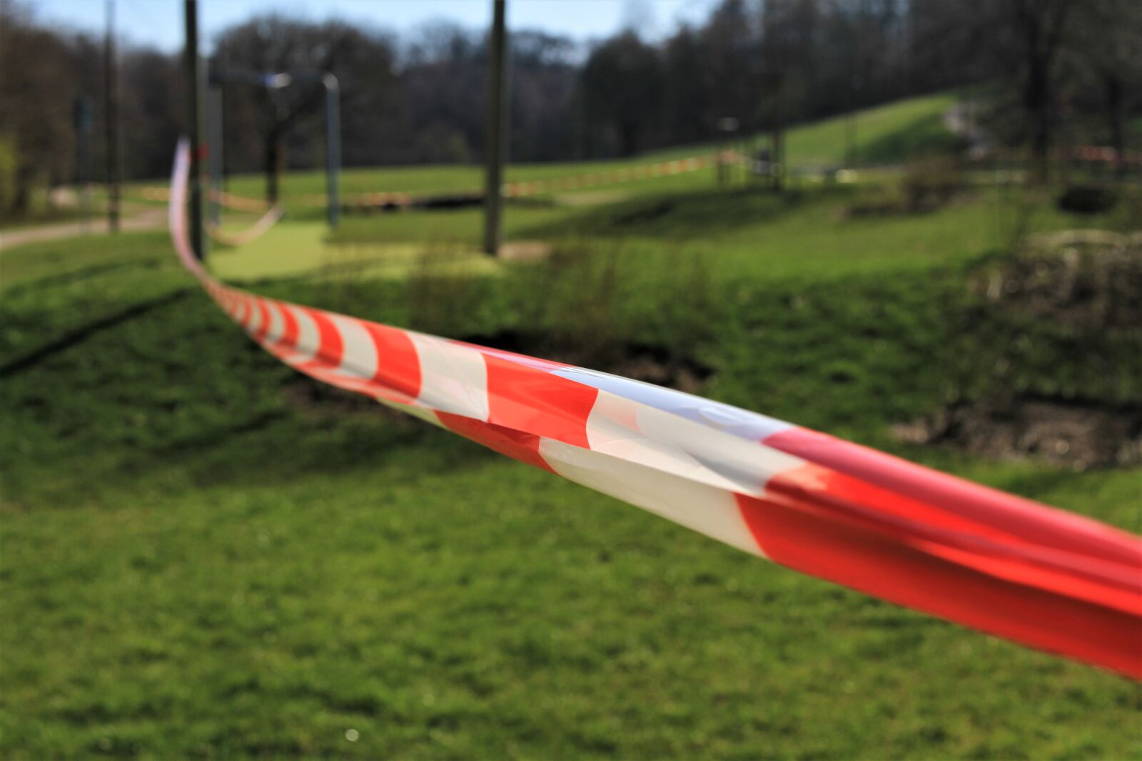 Canon EOS 7D sample photo. Barrier, barrier tape, fluttering photography
