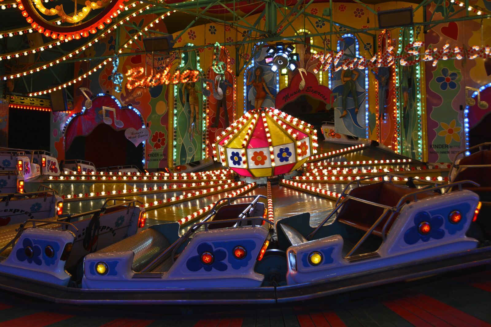 Nikon D7100 sample photo. Carousel, ride, fair photography