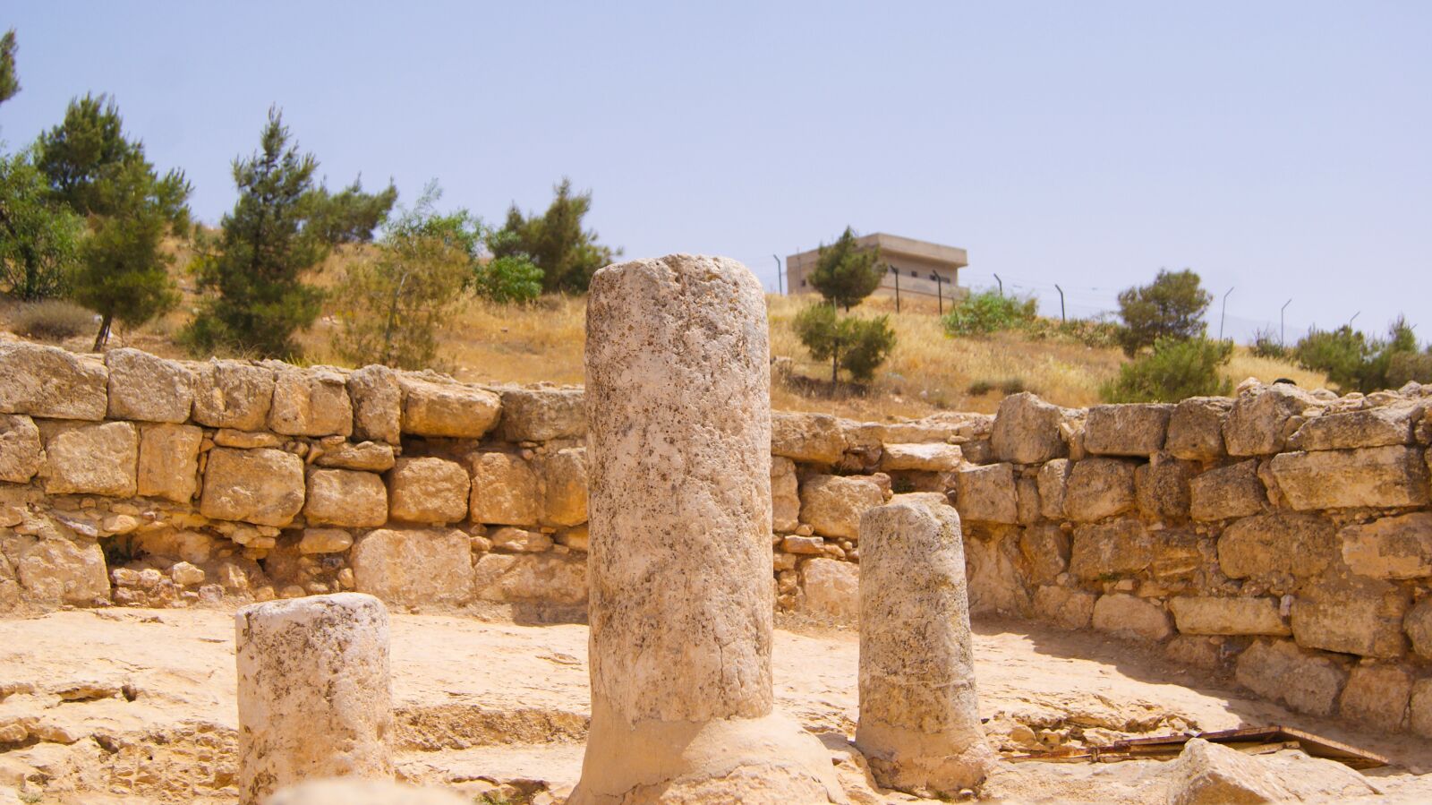 Sony Alpha DSLR-A230 sample photo. Landscape, amman, jordan photography