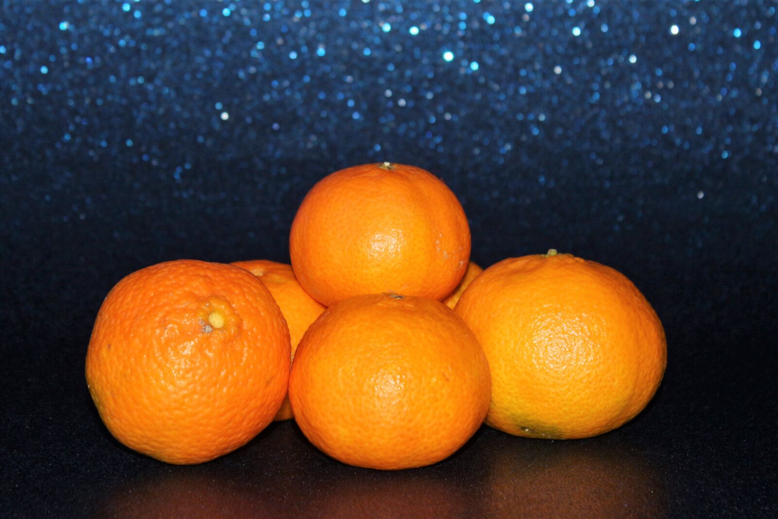 Canon EF-S 18-55mm F3.5-5.6 IS sample photo. Mandarin, fruit, orange photography