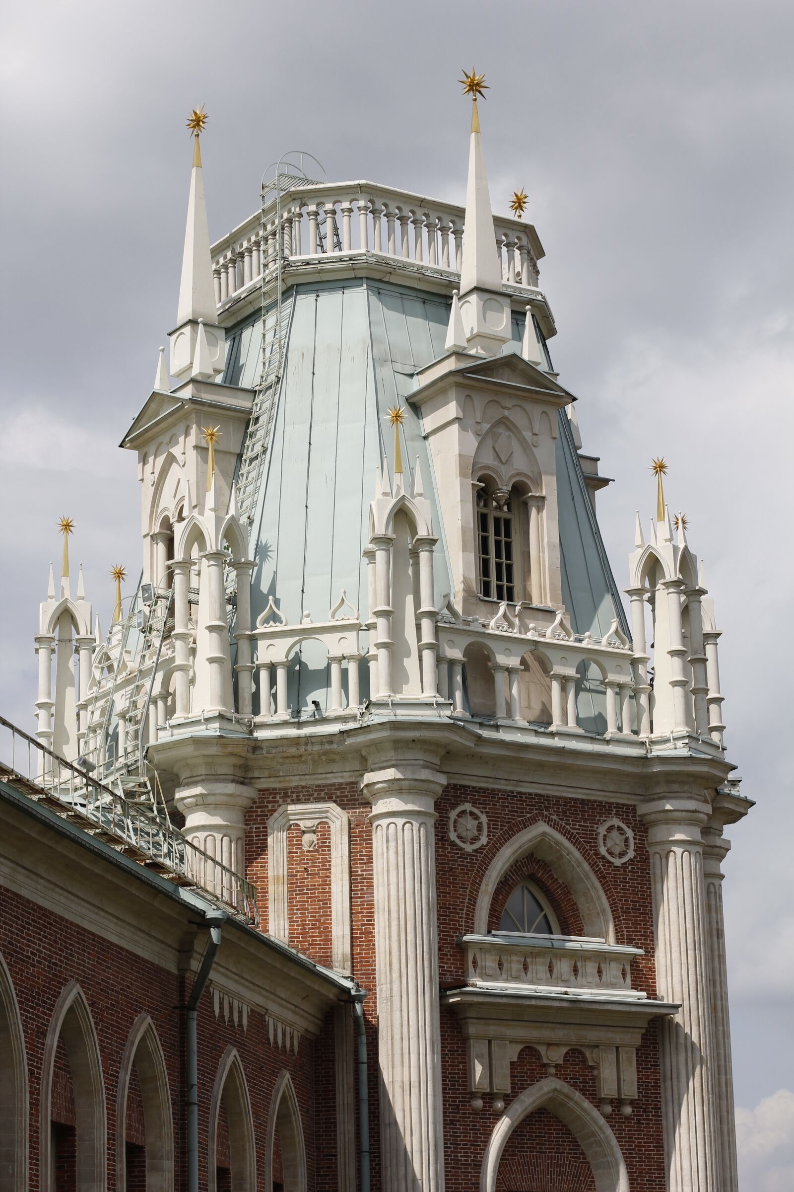 Canon EOS 60D + Canon EF 50mm F1.4 USM sample photo. Tsaritsyno, park, castle park photography
