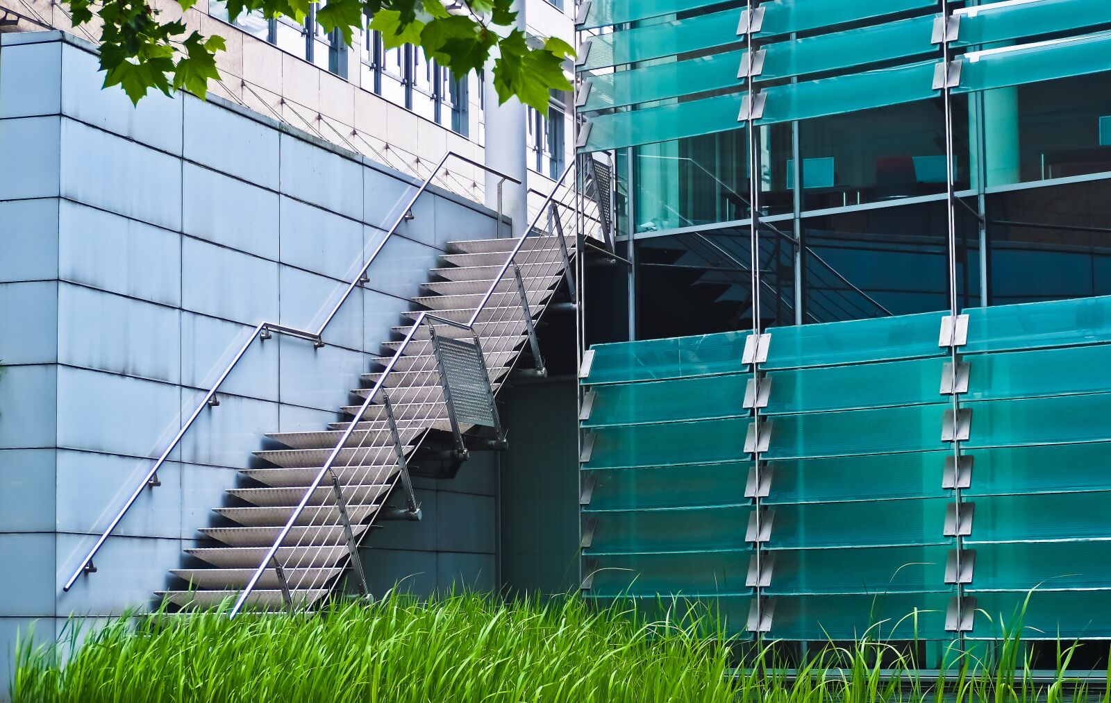 Olympus OM-D E-M10 sample photo. Architecture, facade, building photography